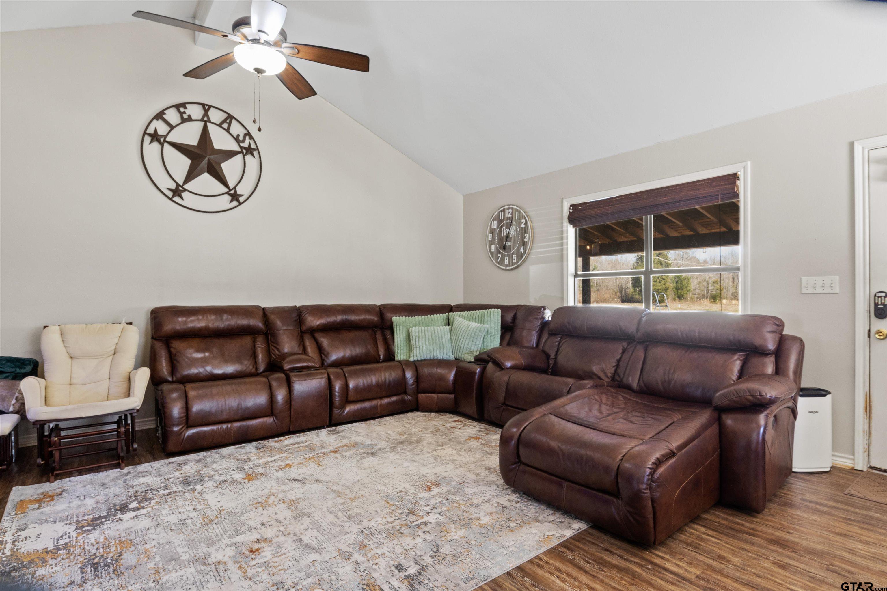 290 County Road 2220