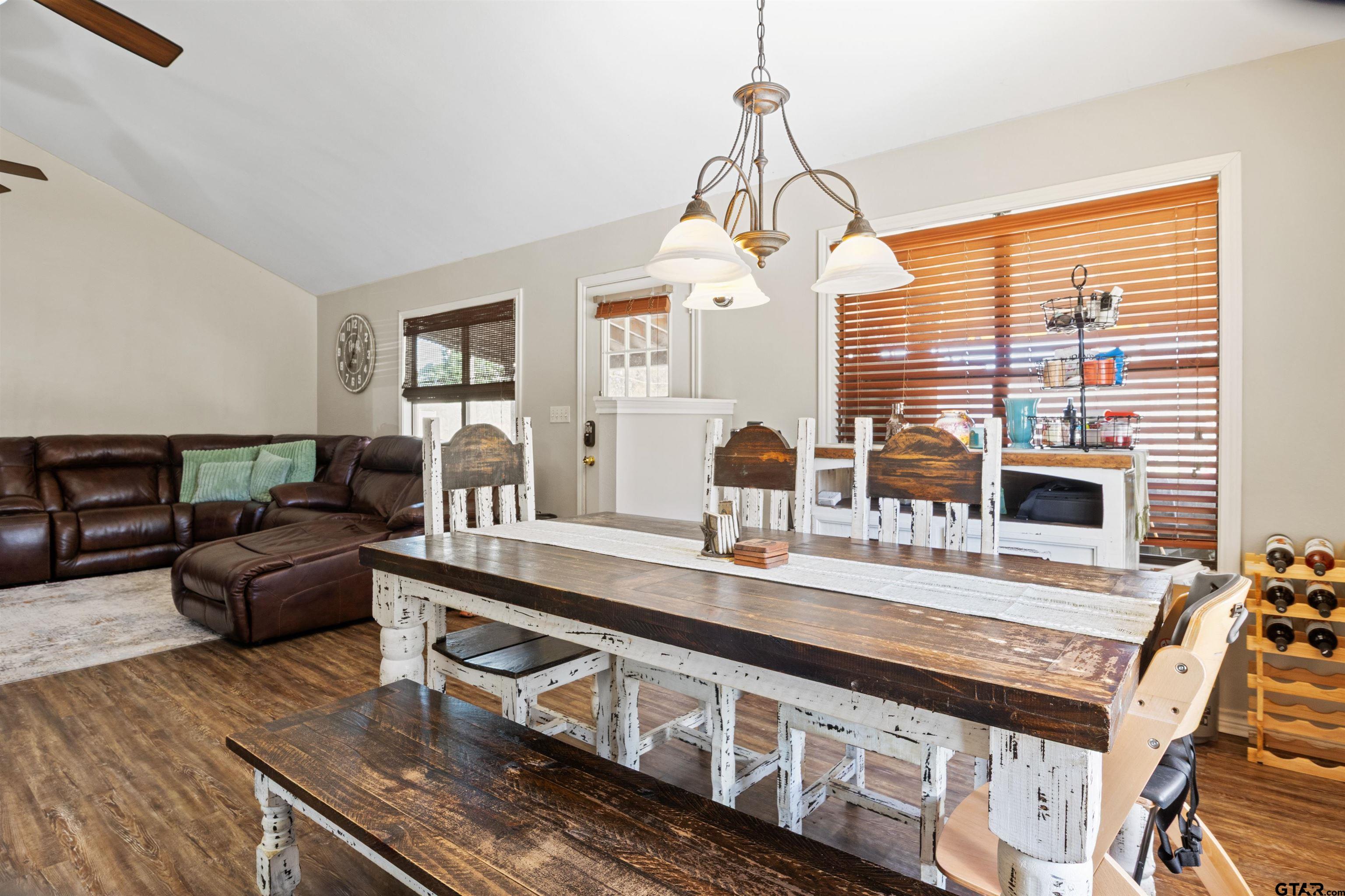 290 County Road 2220