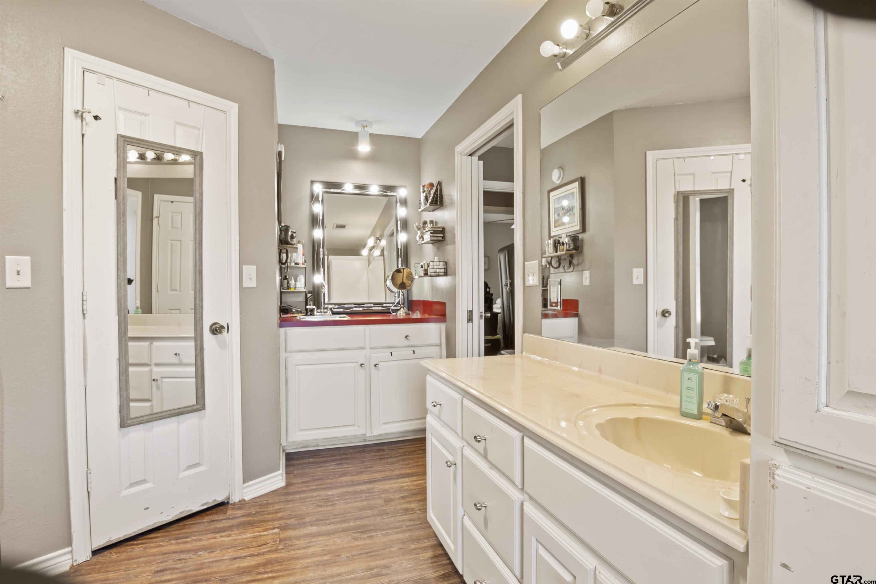 290 County Road 2220