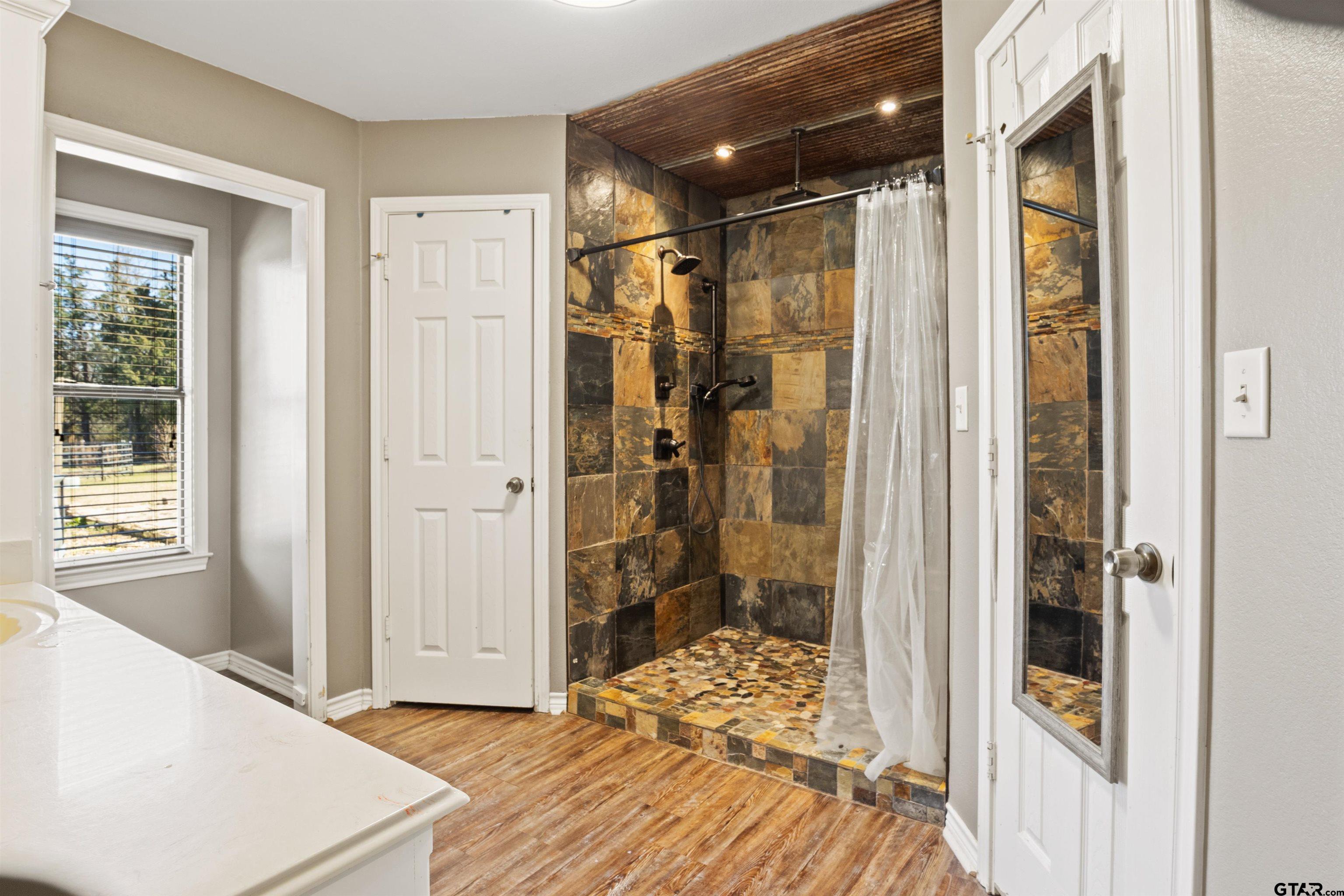 290 County Road 2220