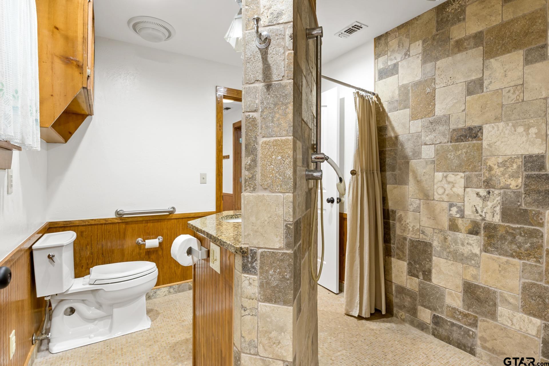 1265 Lake Franklin Dr