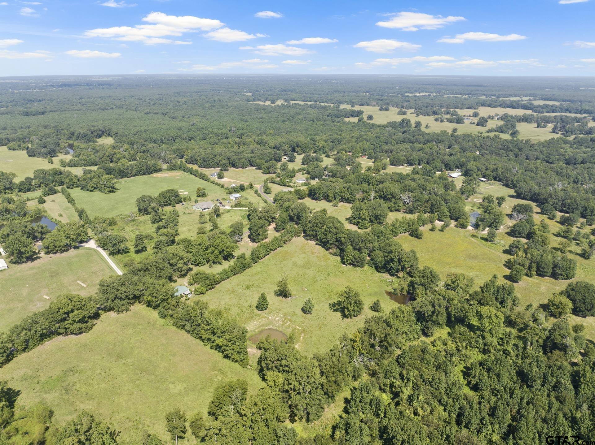 9280 NE County Road 2100