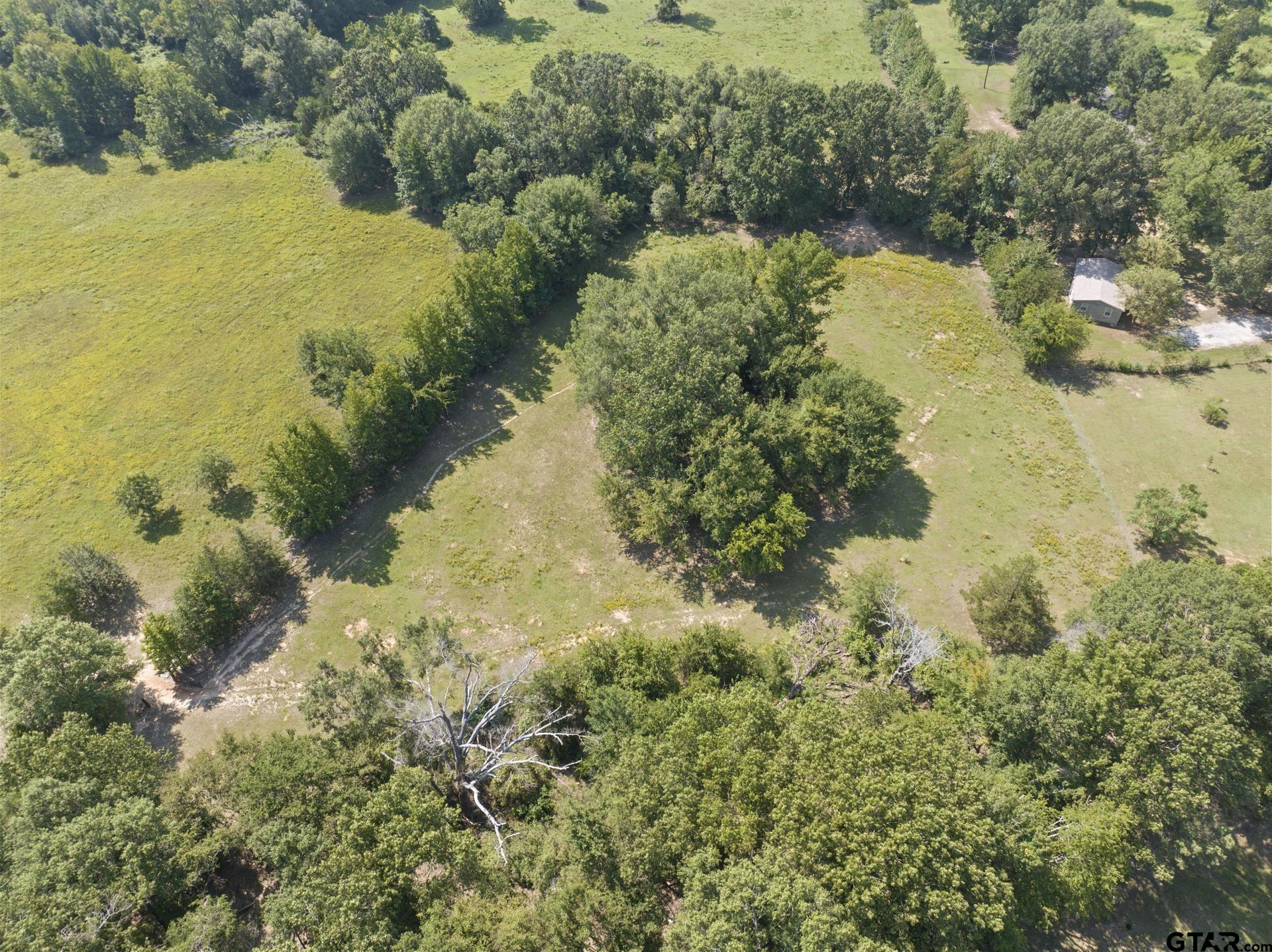 9280 NE County Road 2100