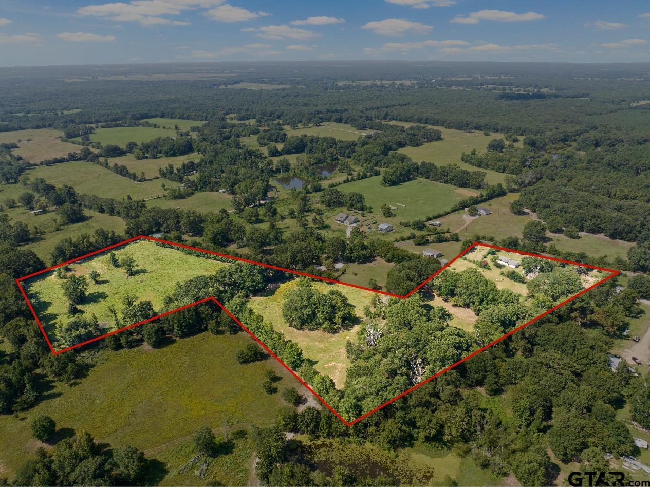 9280 NE County Road 2100