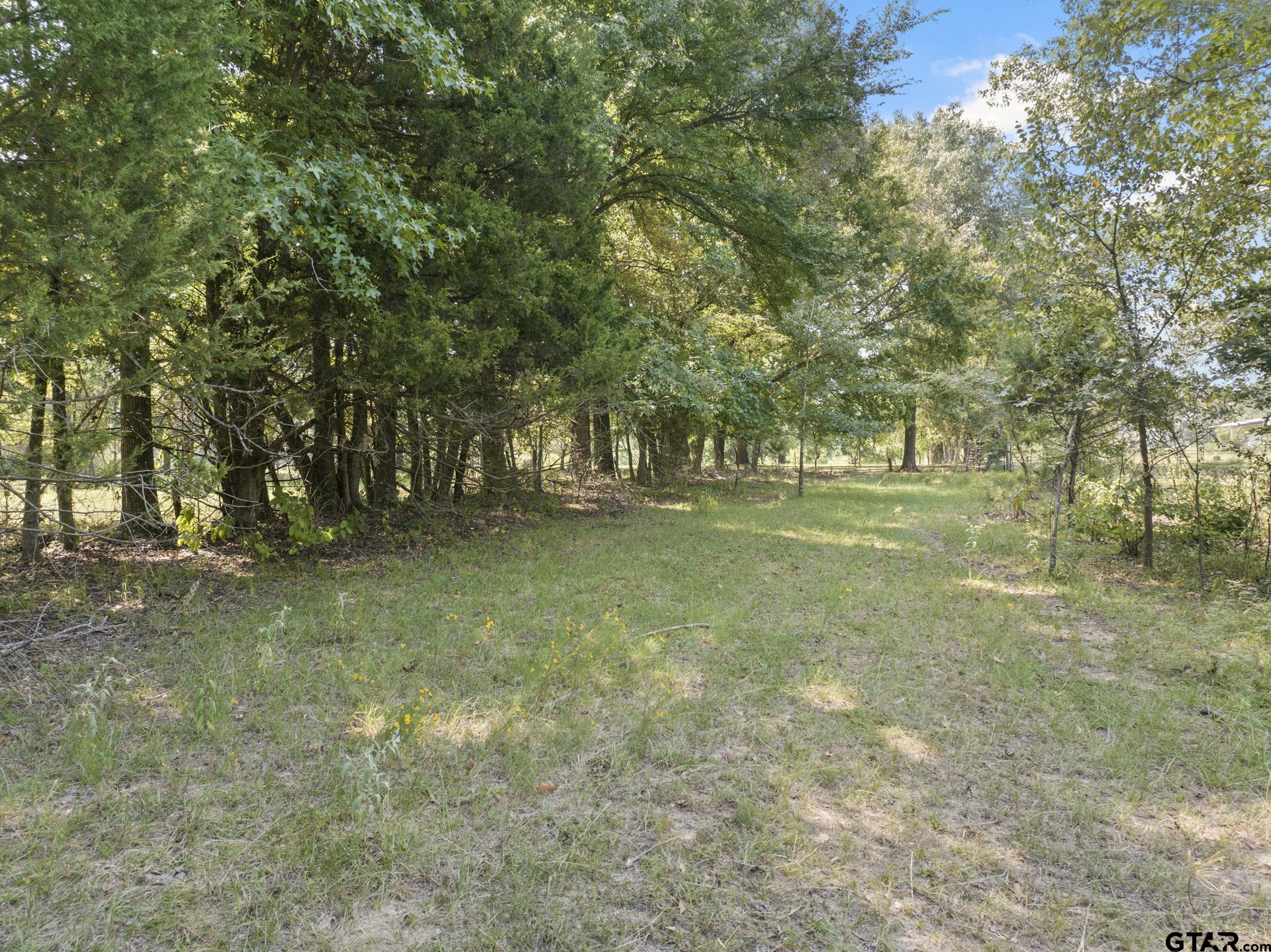 9280 NE County Road 2100