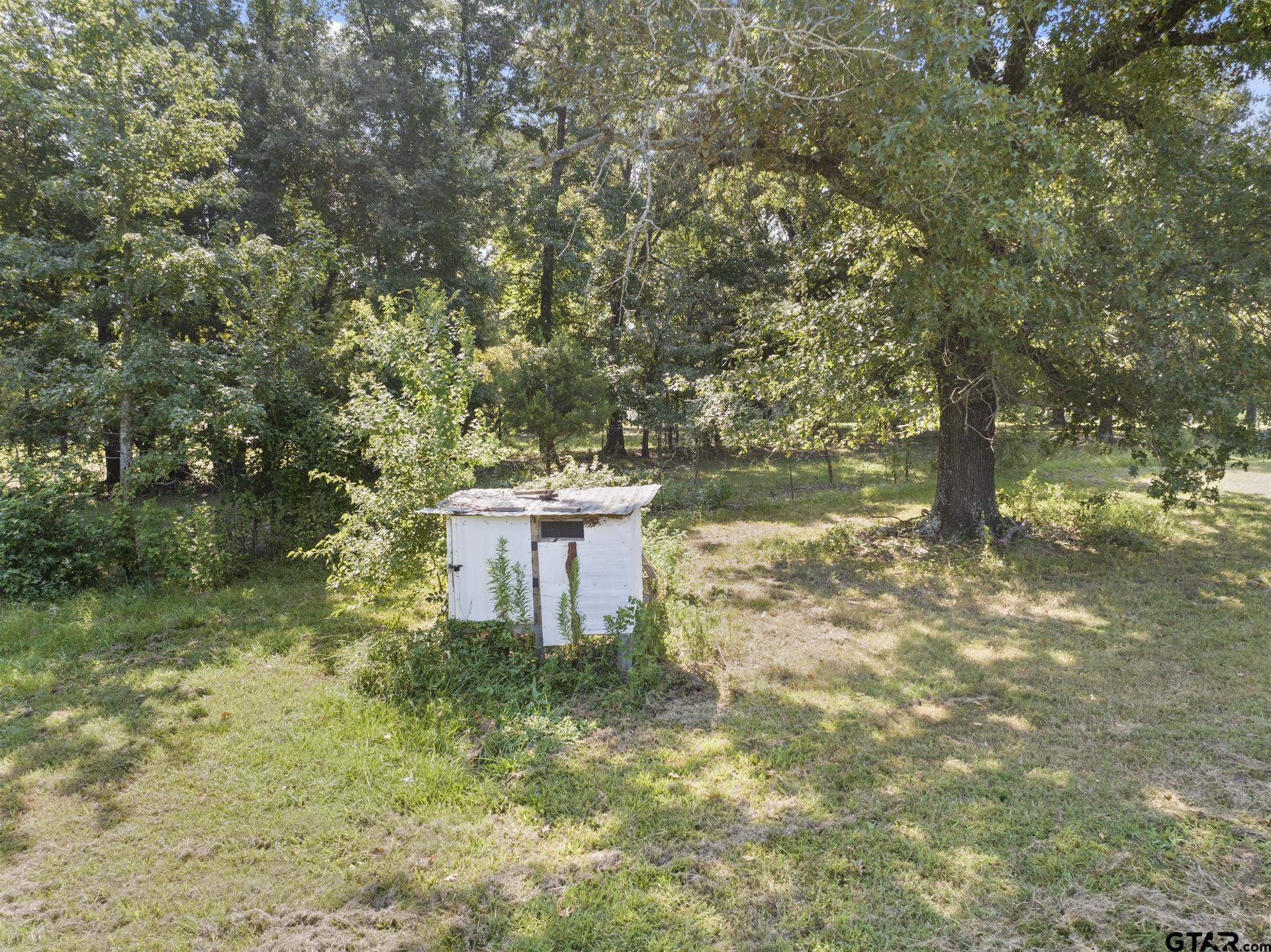 9280 NE County Road 2100