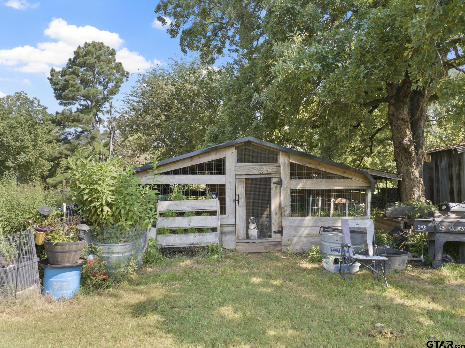 9280 NE County Road 2100