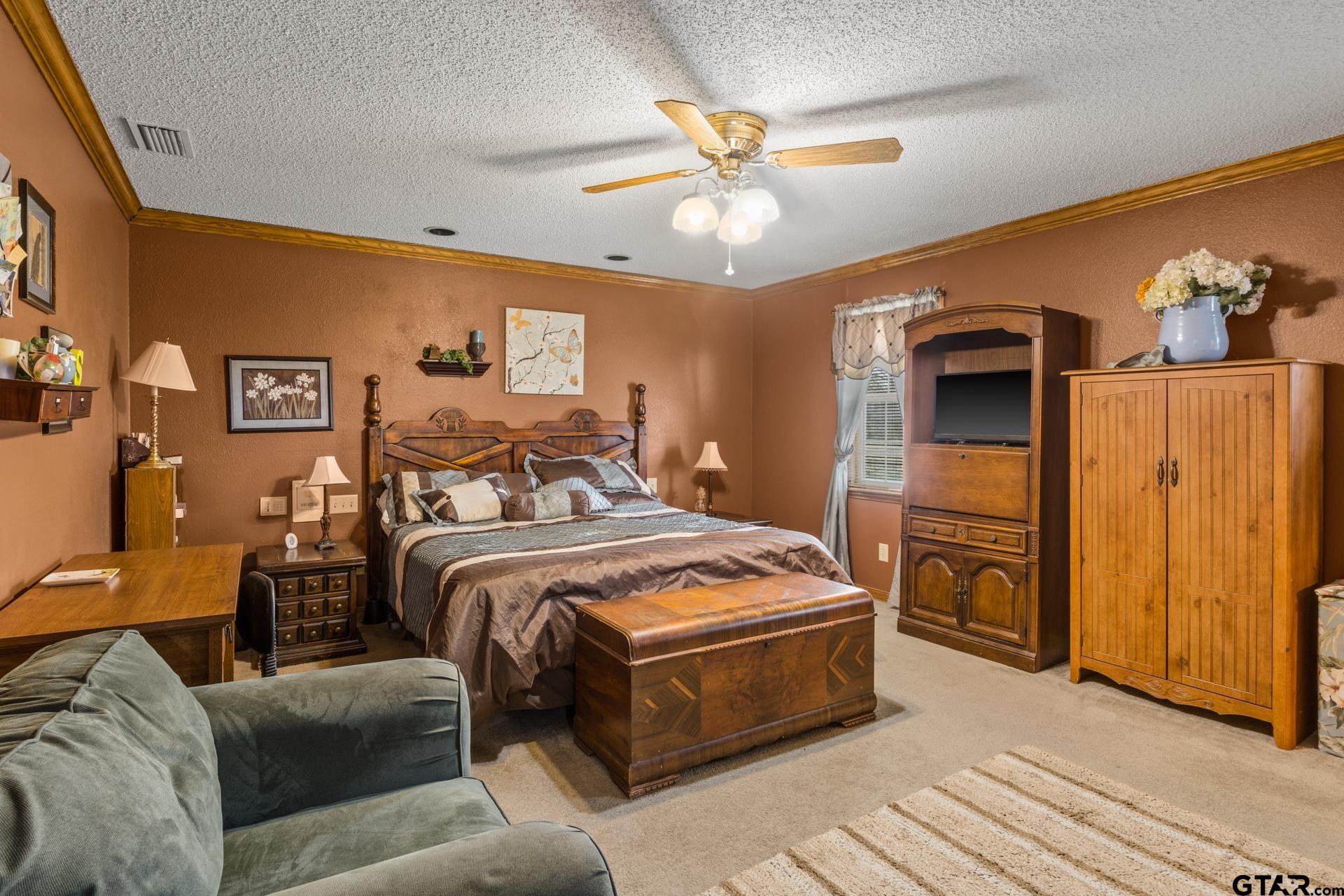 5975 N Hwy 271