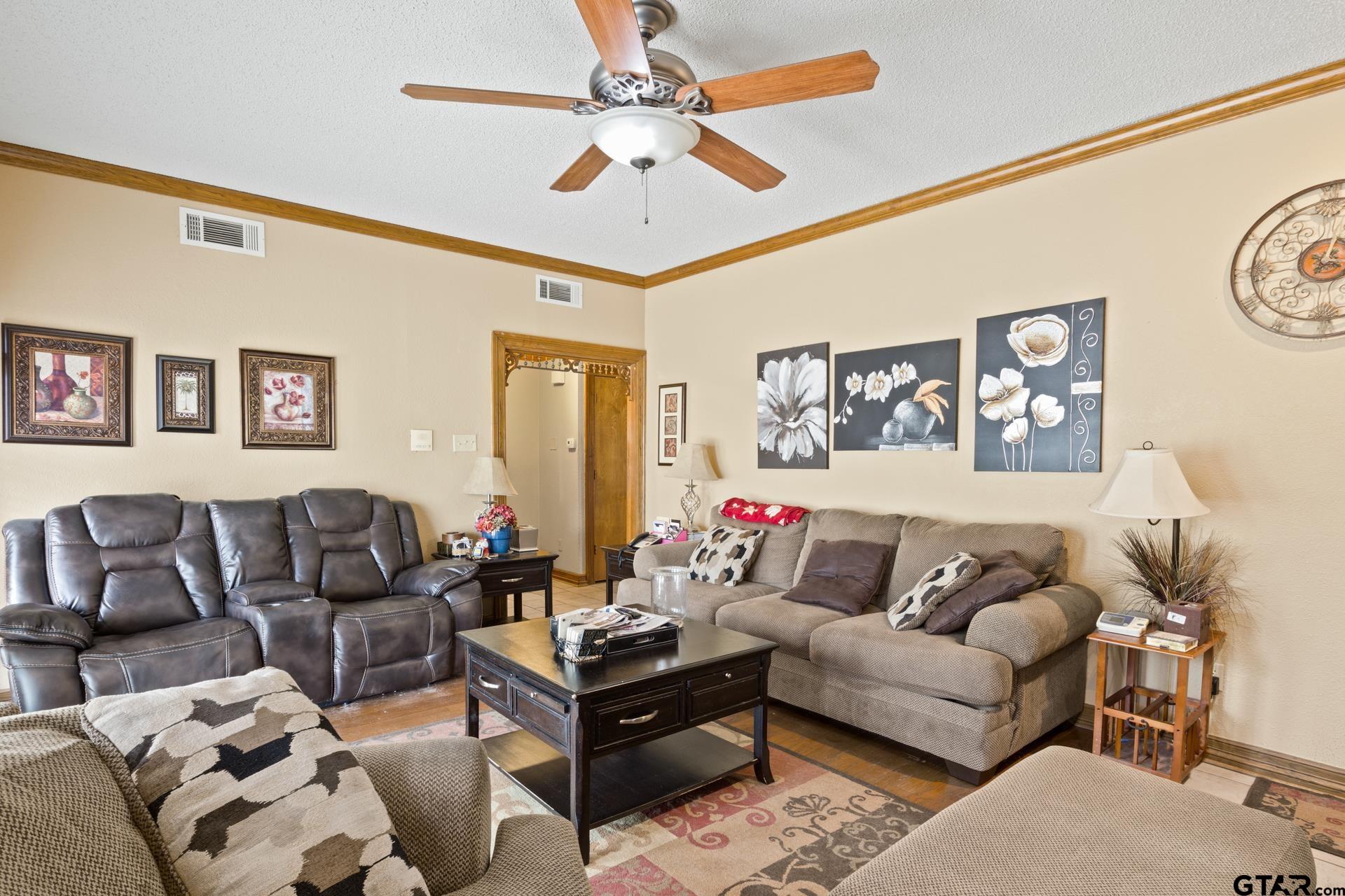 5975 N Hwy 271