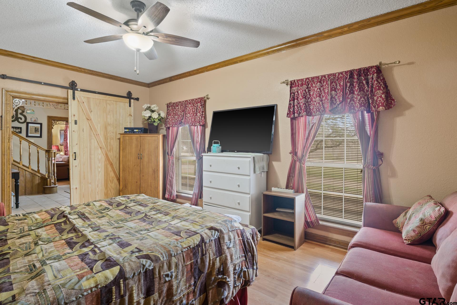 5975 N Hwy 271