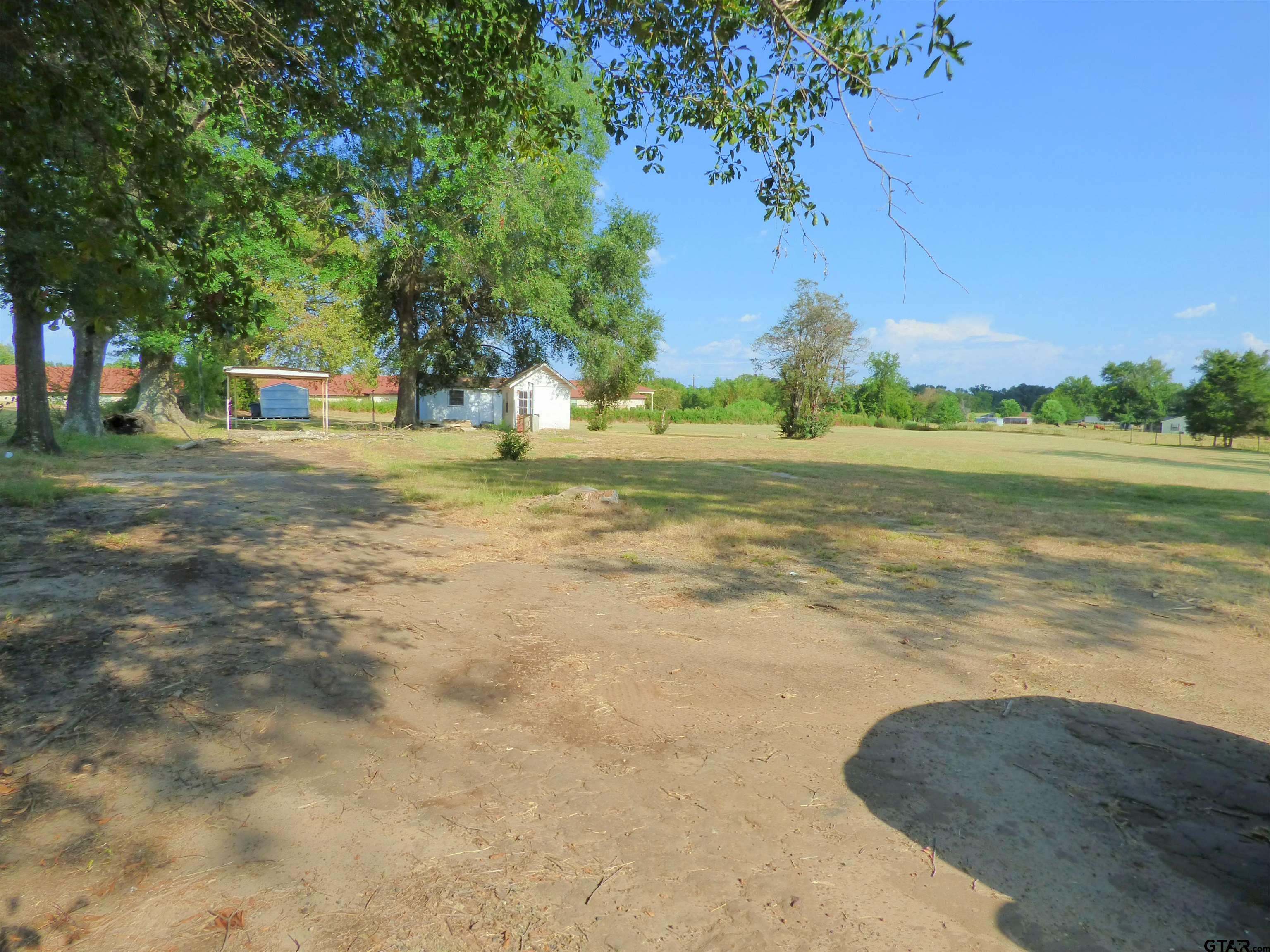2524 Greenhill Road