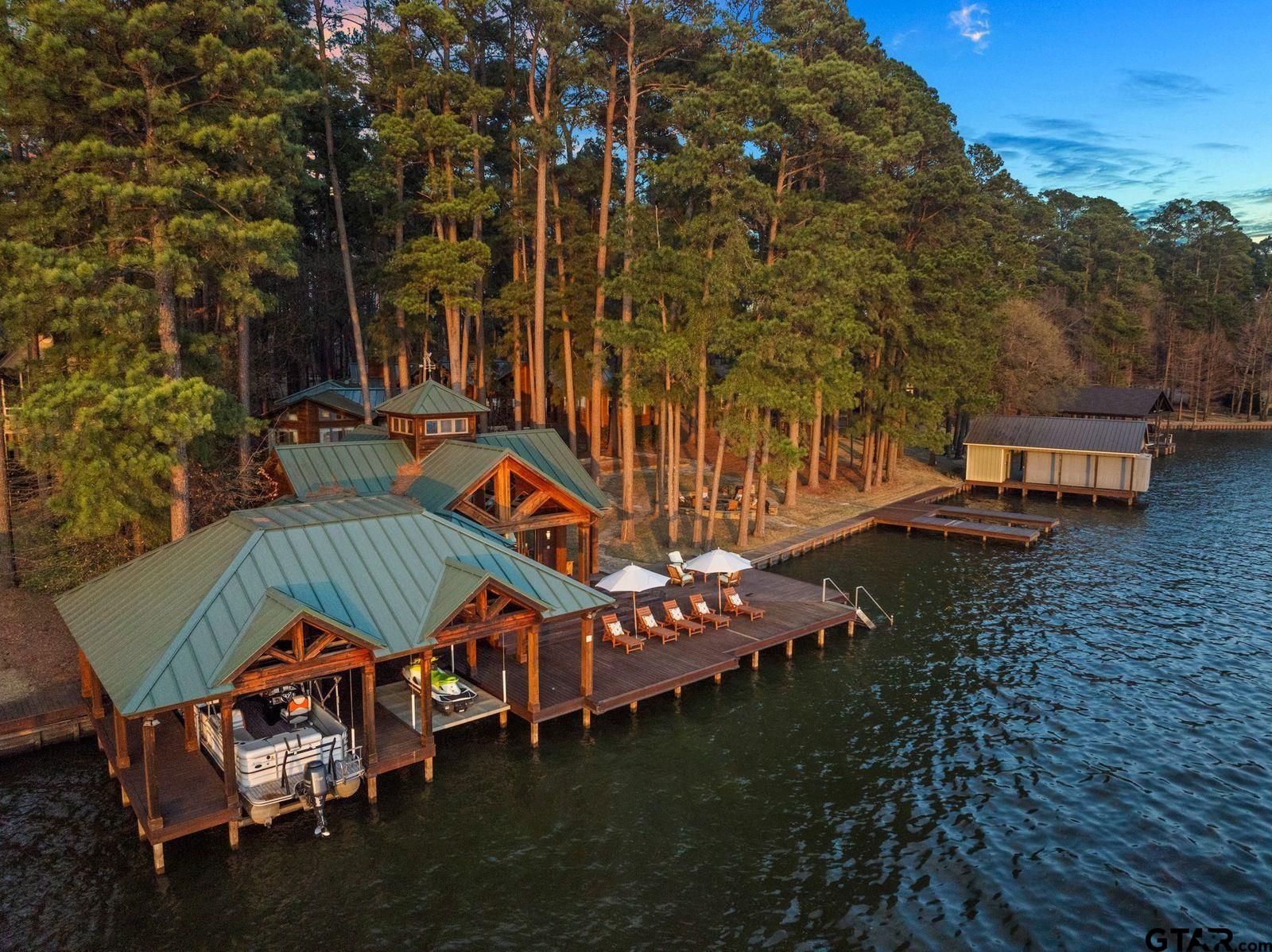 608 E Eagle Point Drive