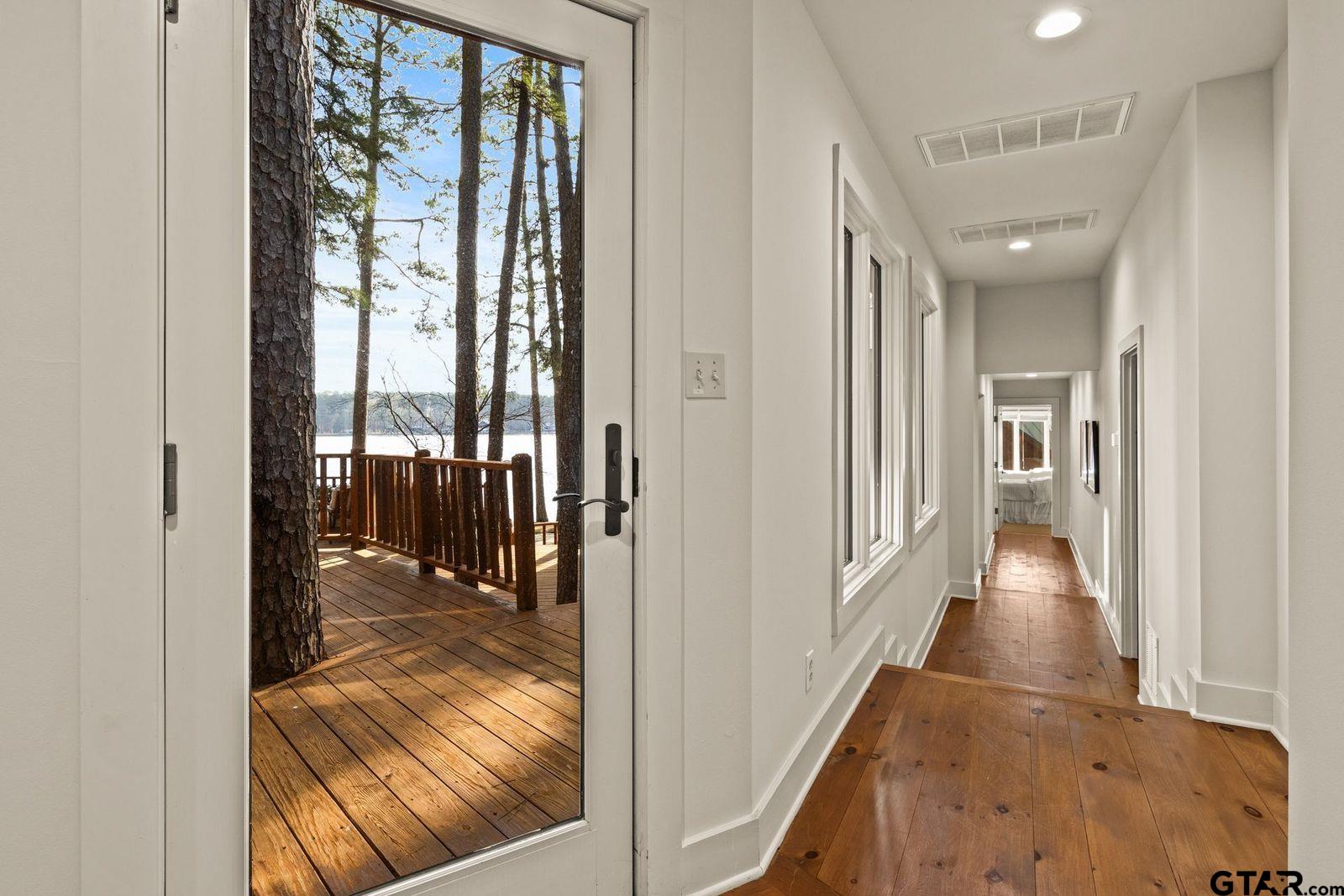 608 E Eagle Point Drive