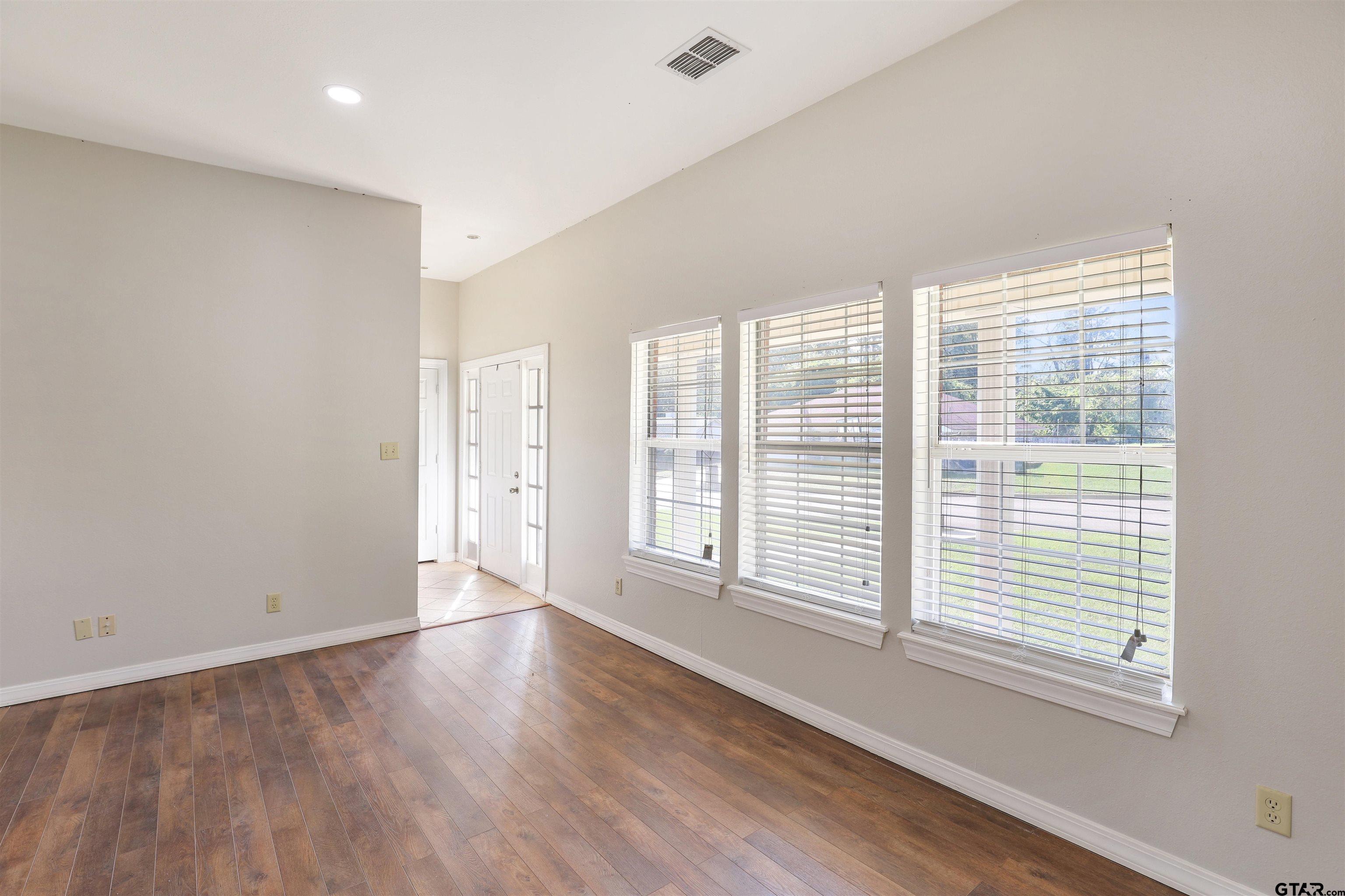 118 E G McMillan Way