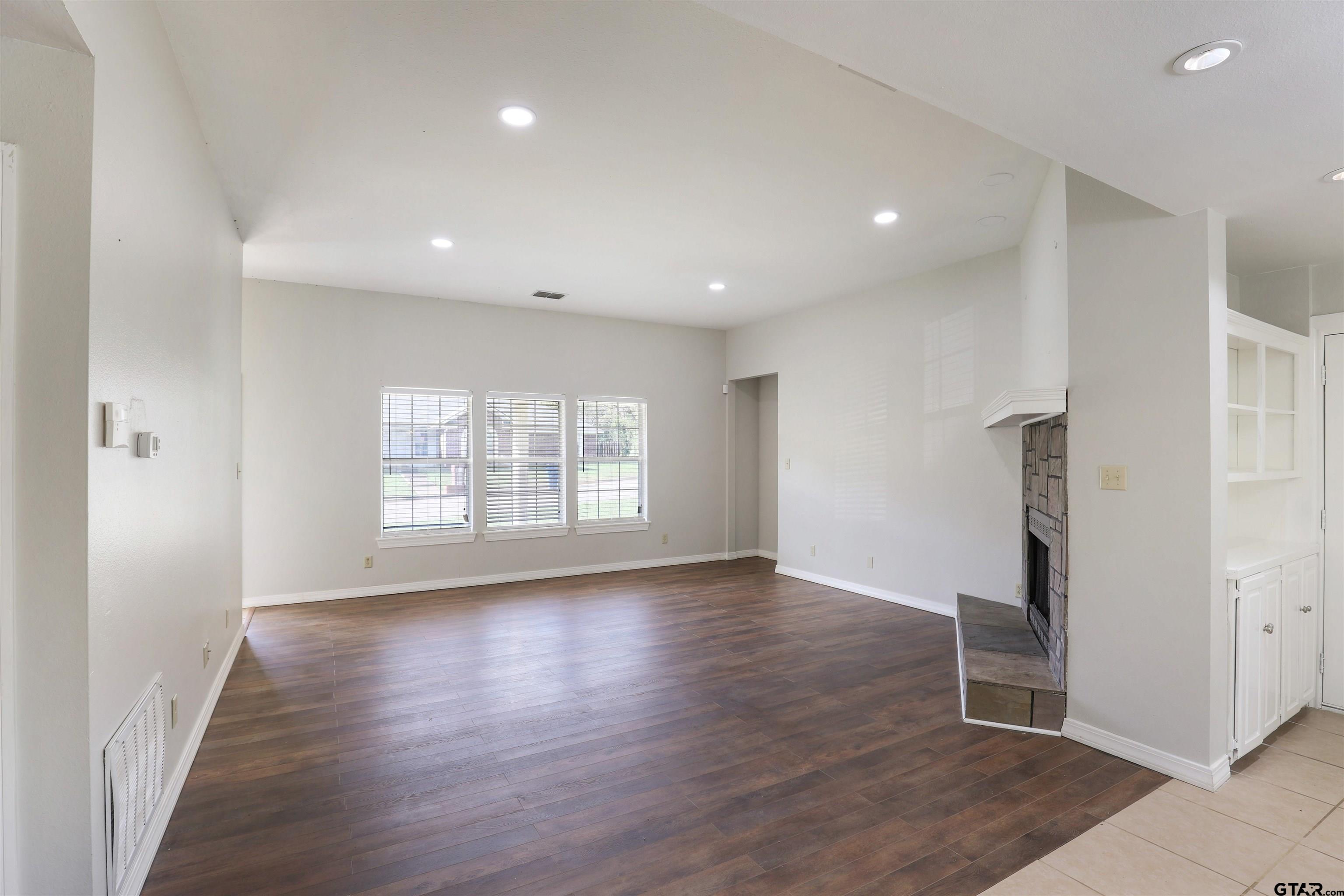 118 E G McMillan Way