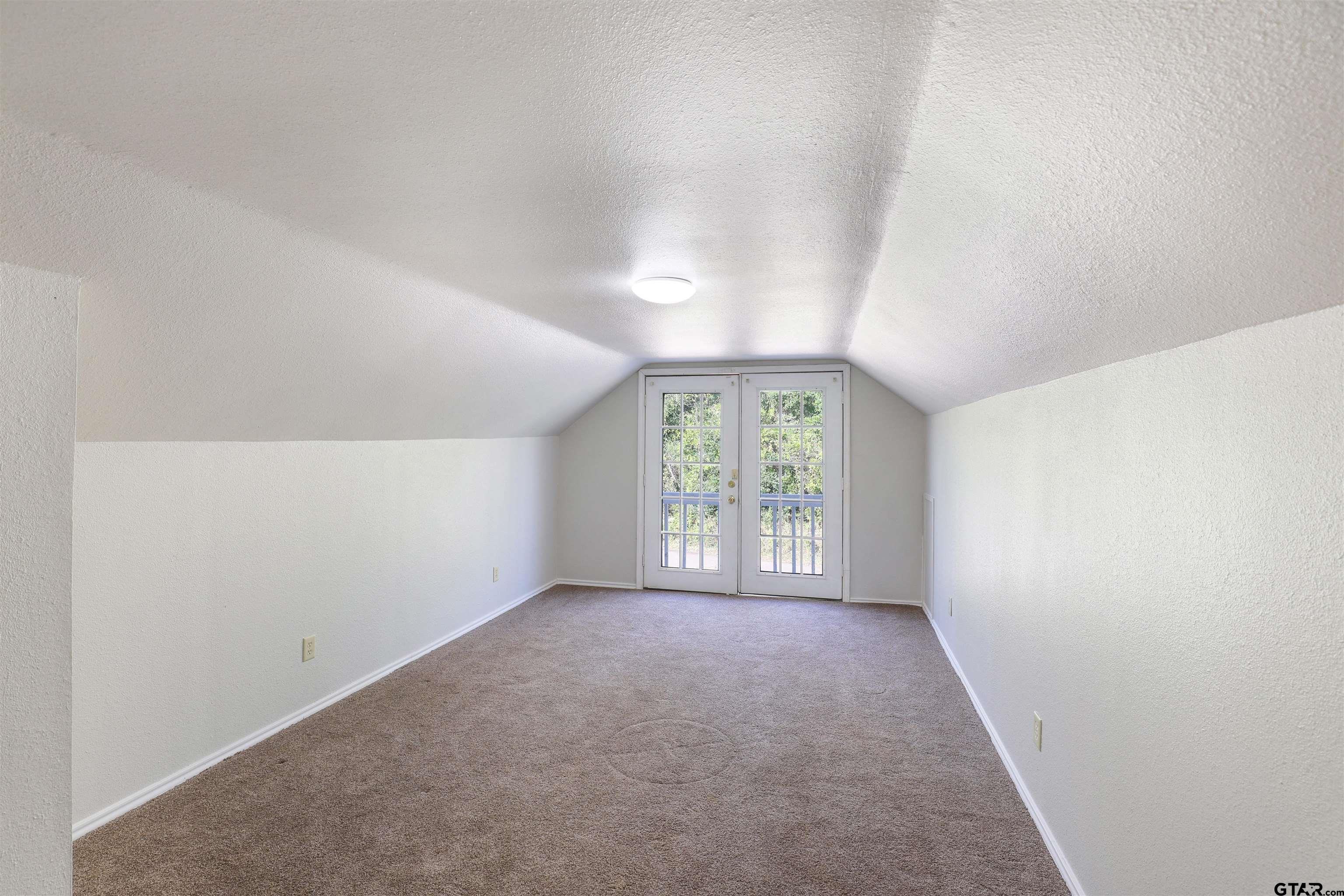 118 E G McMillan Way