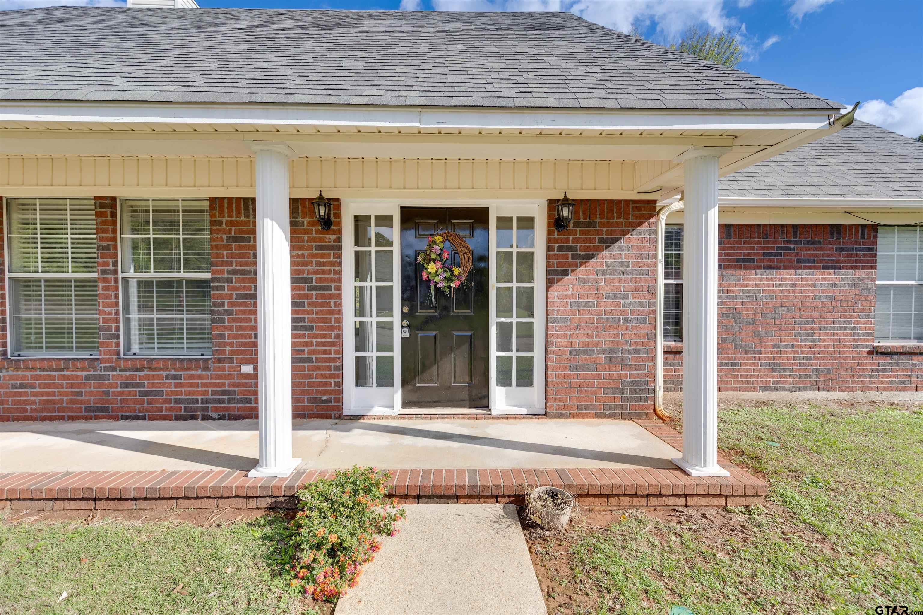 118 E G McMillan Way