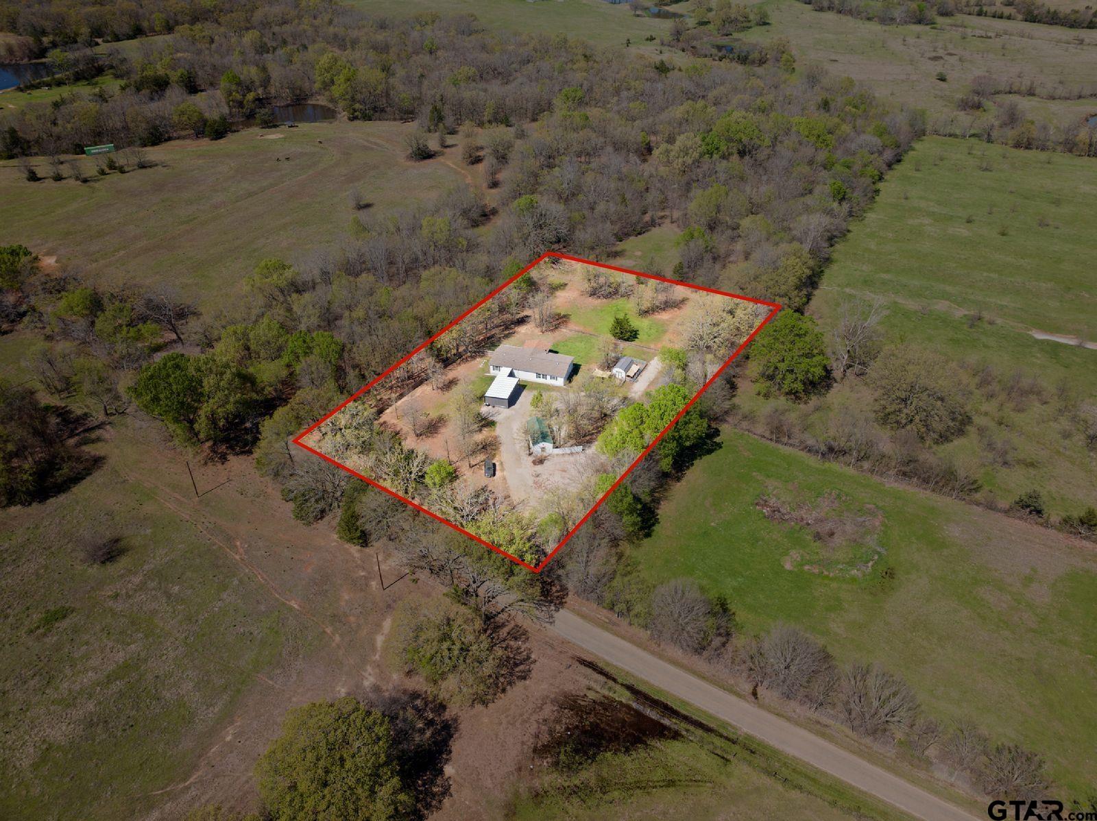 535 NE County Road 2060