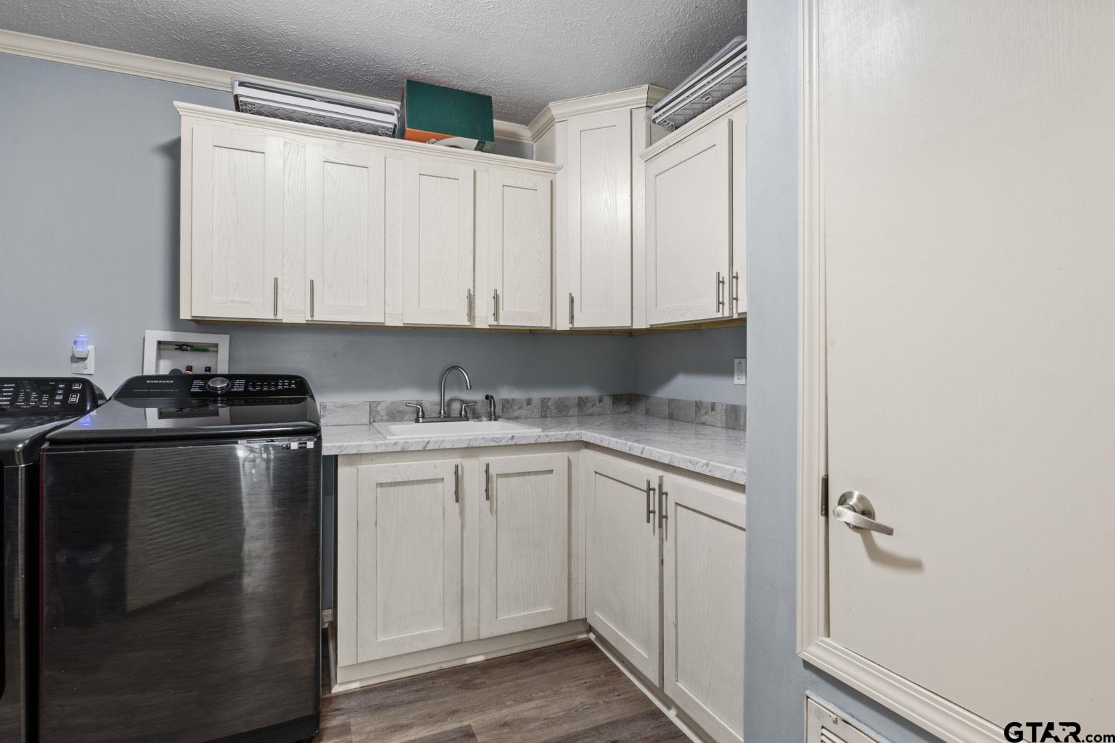 535 NE County Road 2060