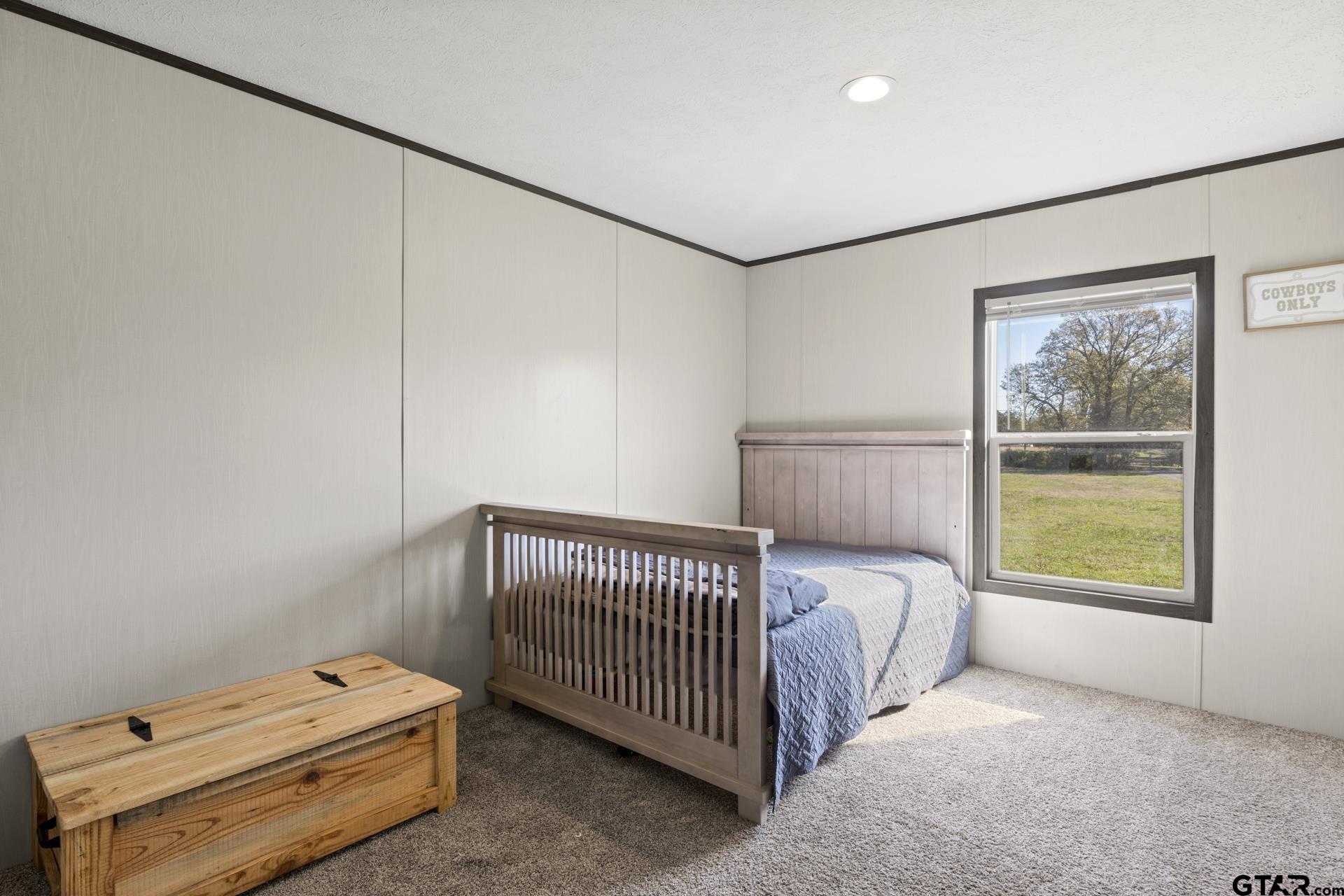 724 NE County Road 2170