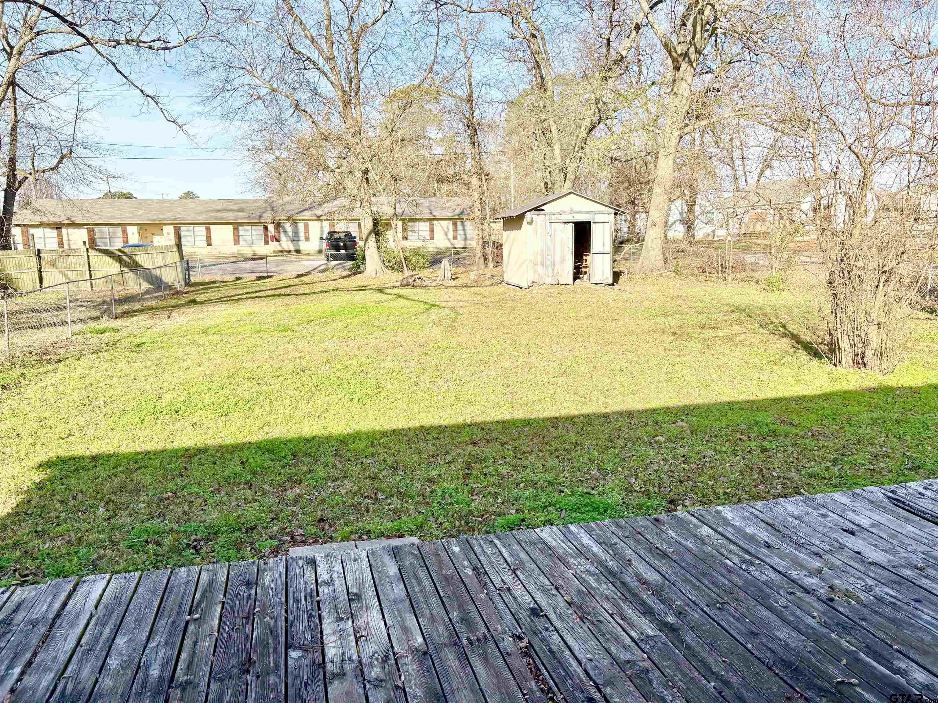 228 N TEXAS