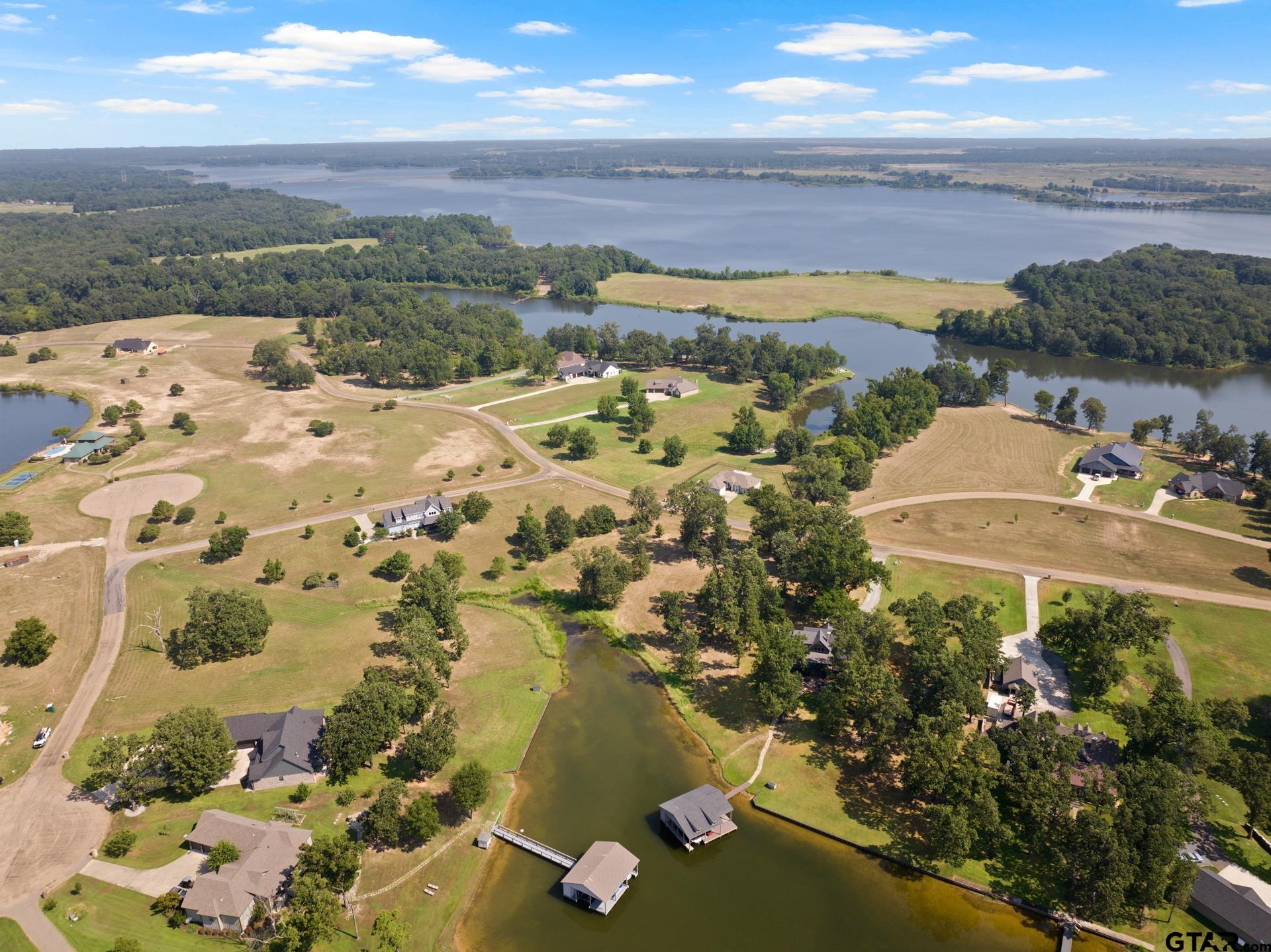 232 Private Road 2712