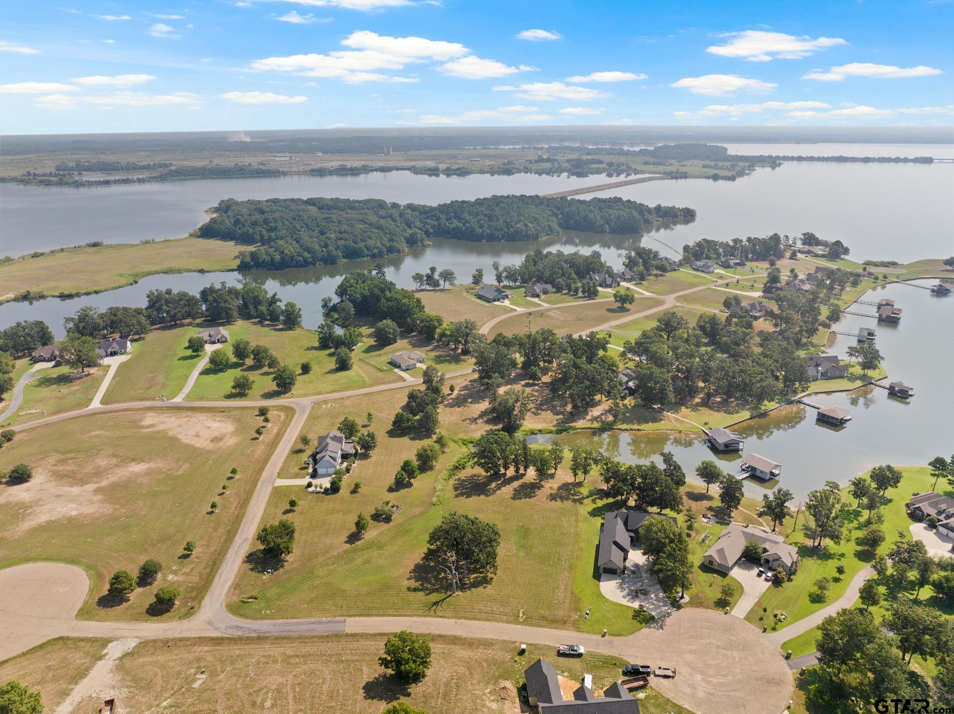 232 Private Road 2712