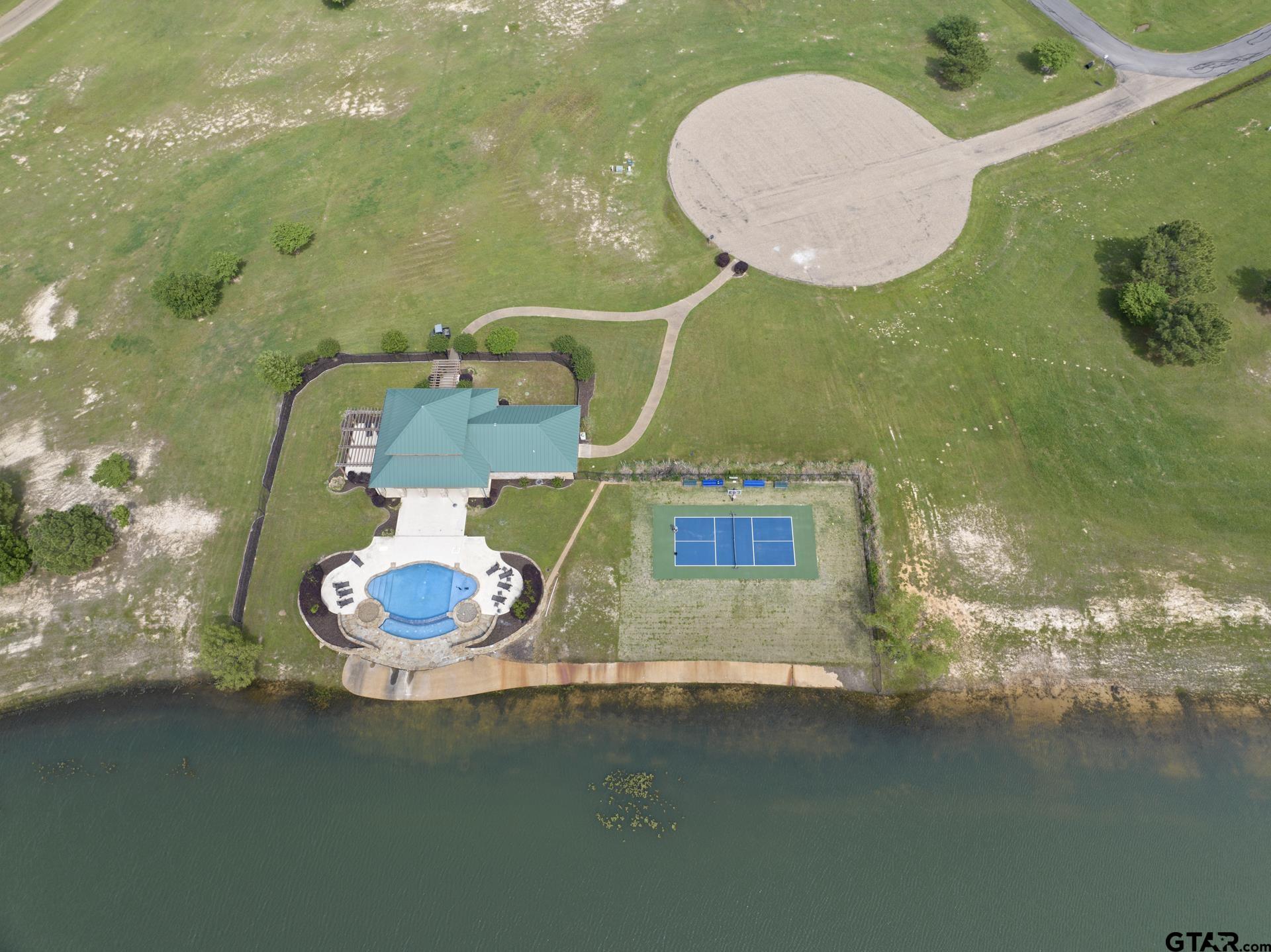 232 Private Road 2712