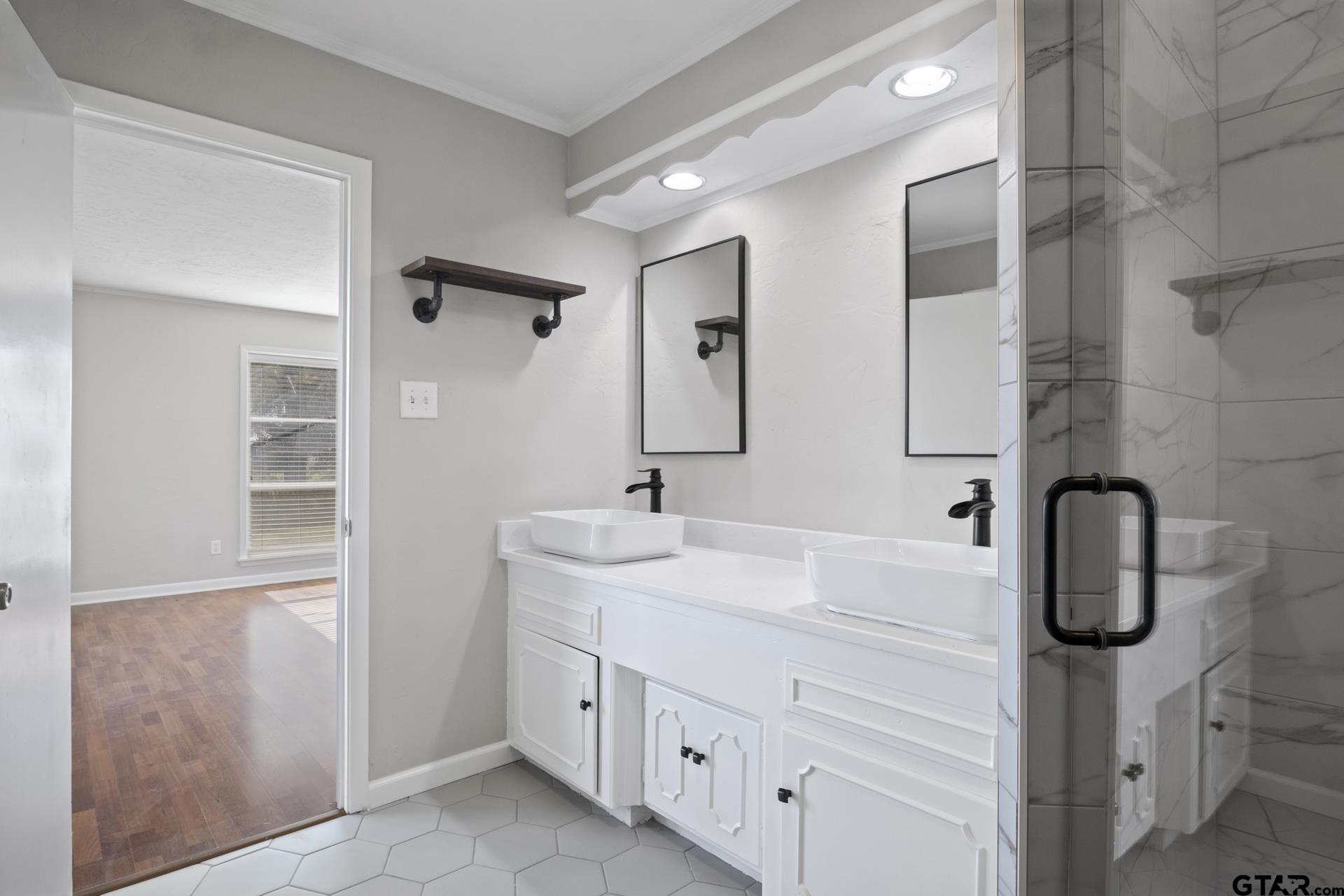 331 County Road 2106