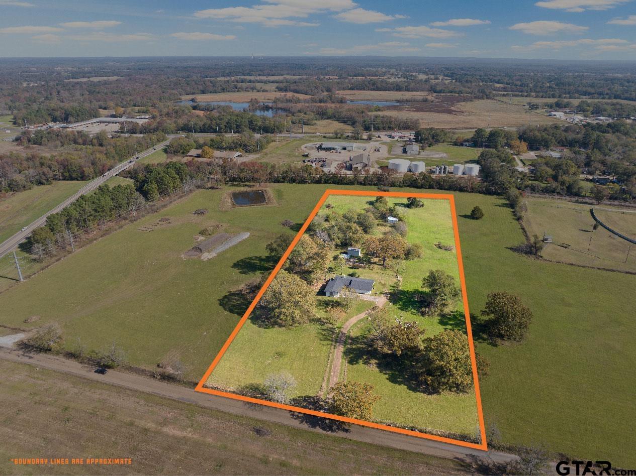 331 County Road 2106