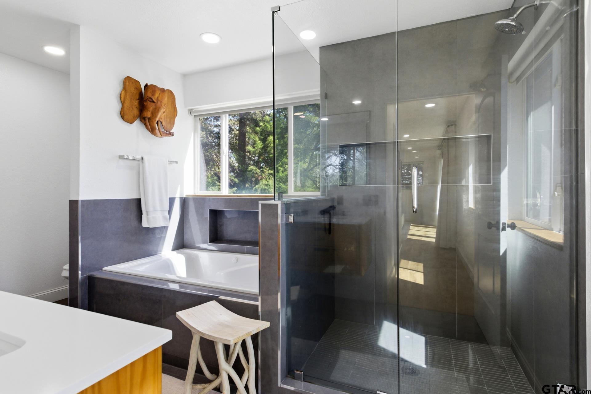 1457 Lake Franklin Dr.