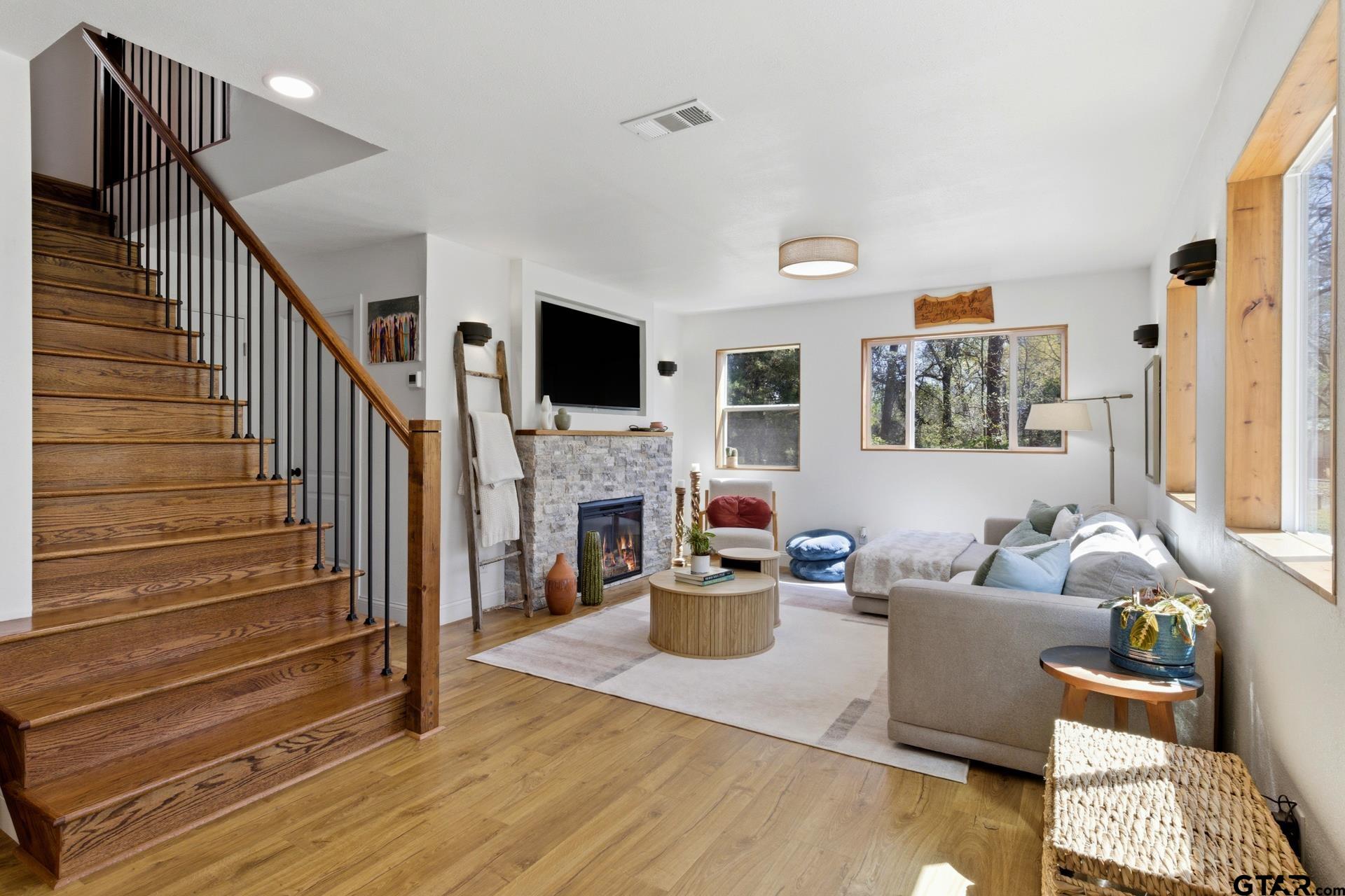 1457 Lake Franklin Dr.