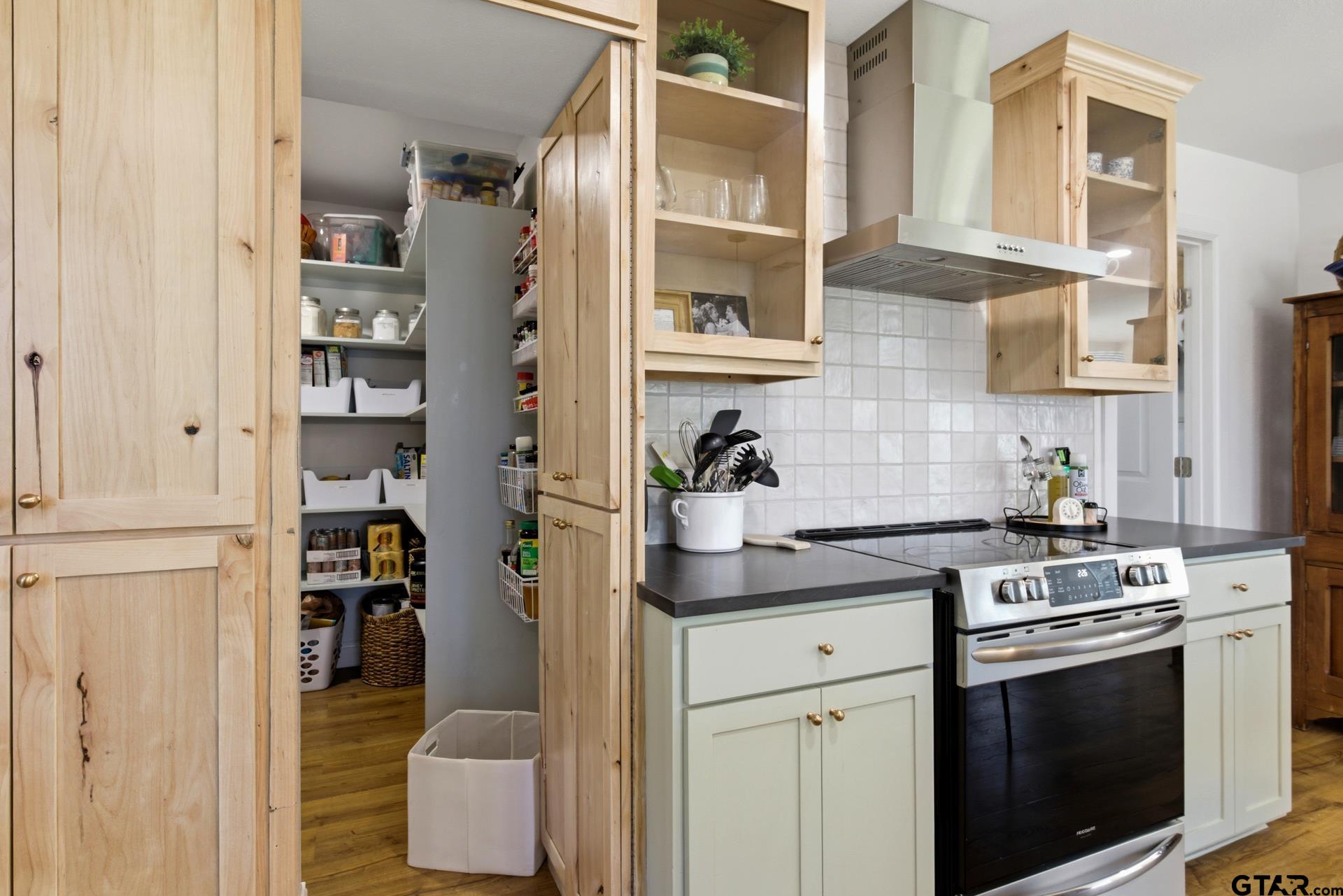 1457 Lake Franklin Dr.