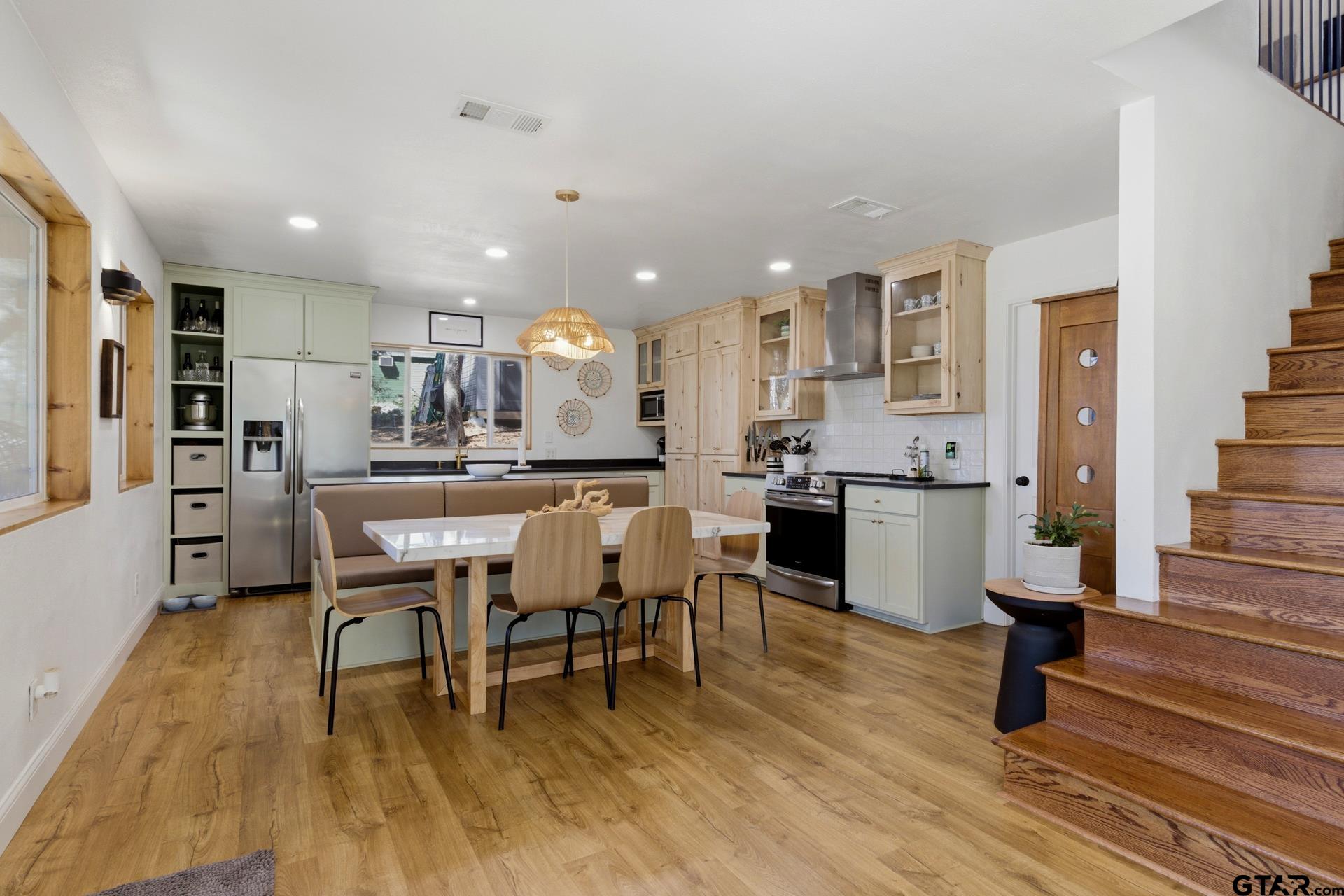 1457 Lake Franklin Dr.