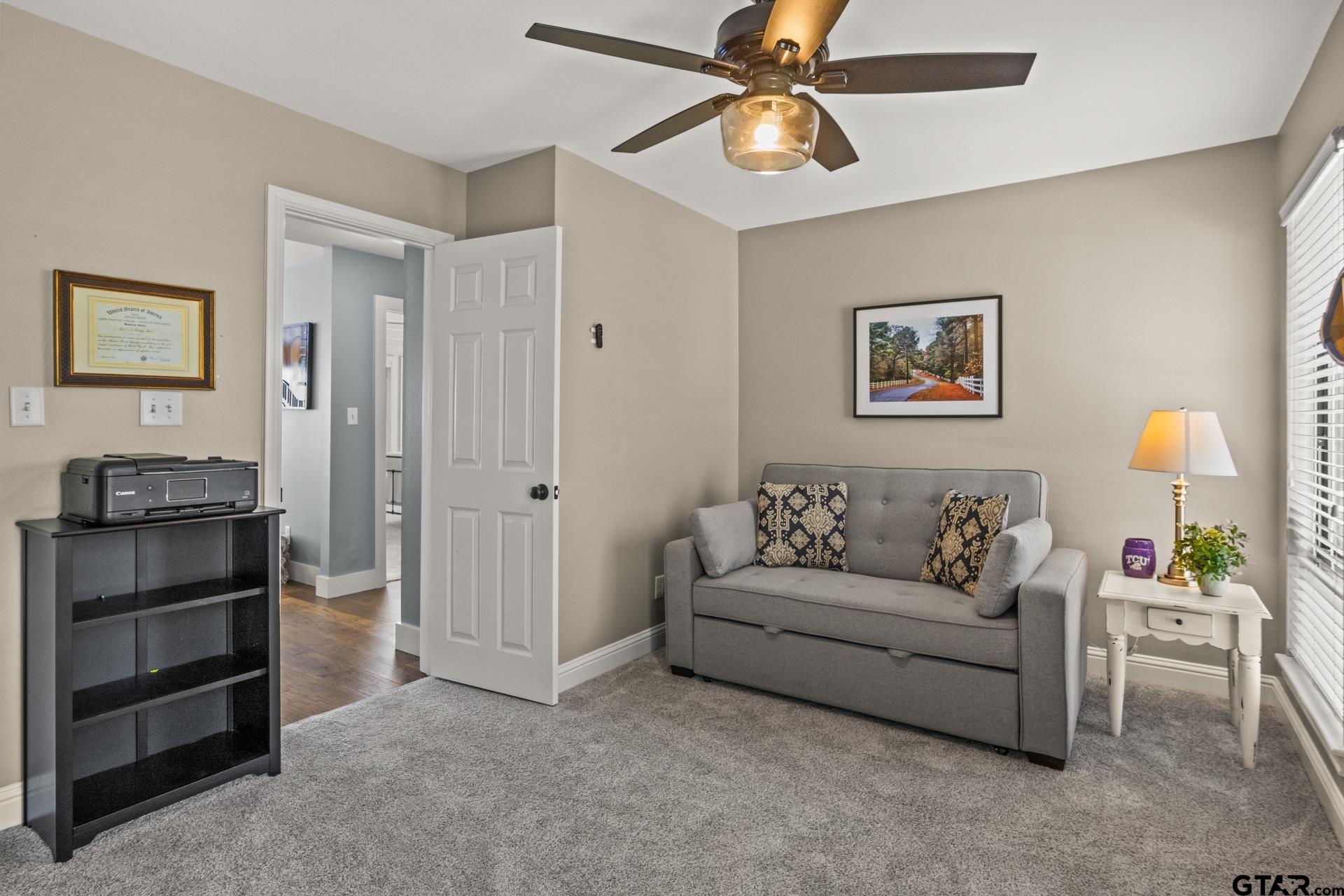 601 W Eagle Point Drive