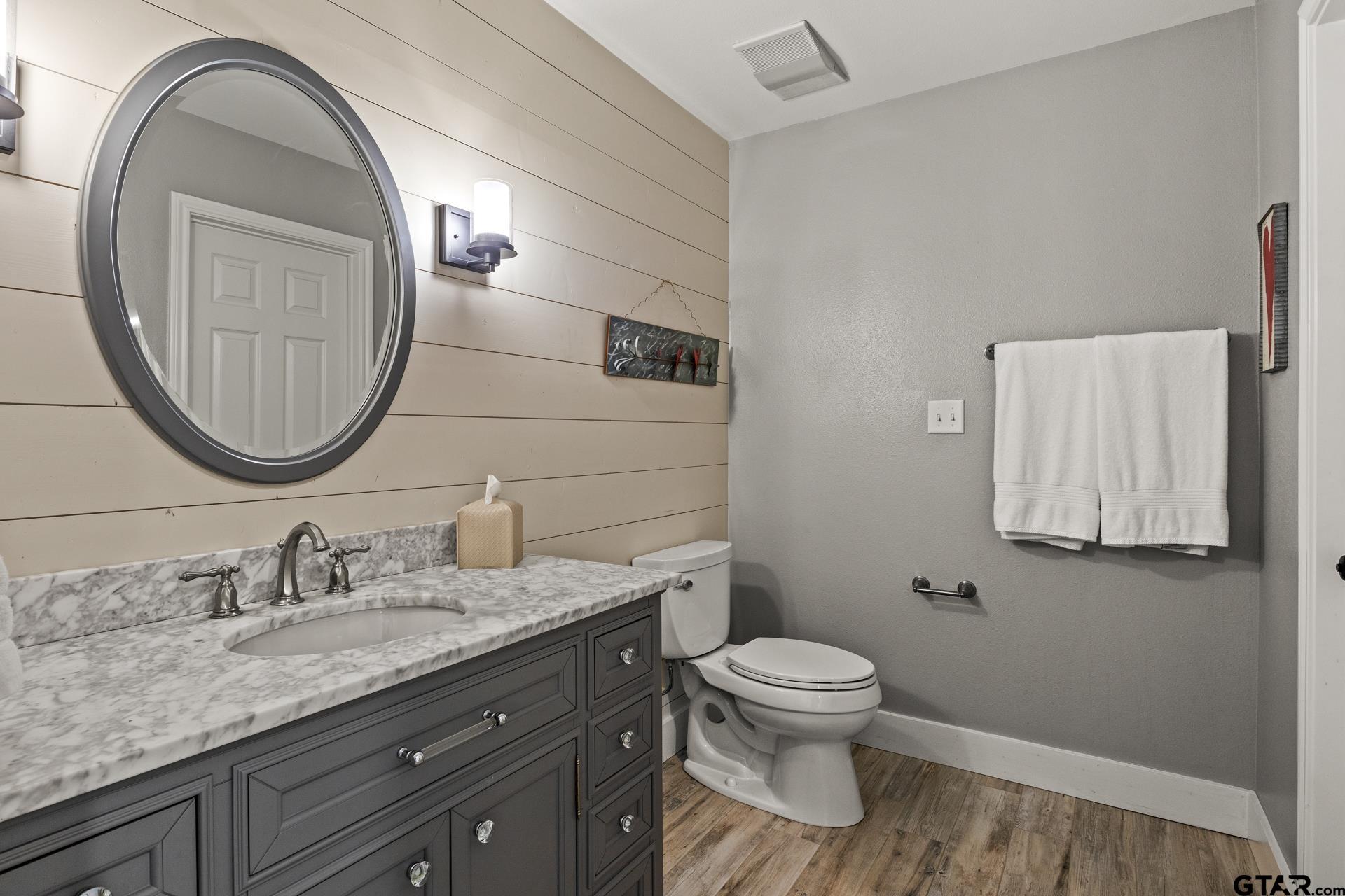 601 W Eagle Point Drive