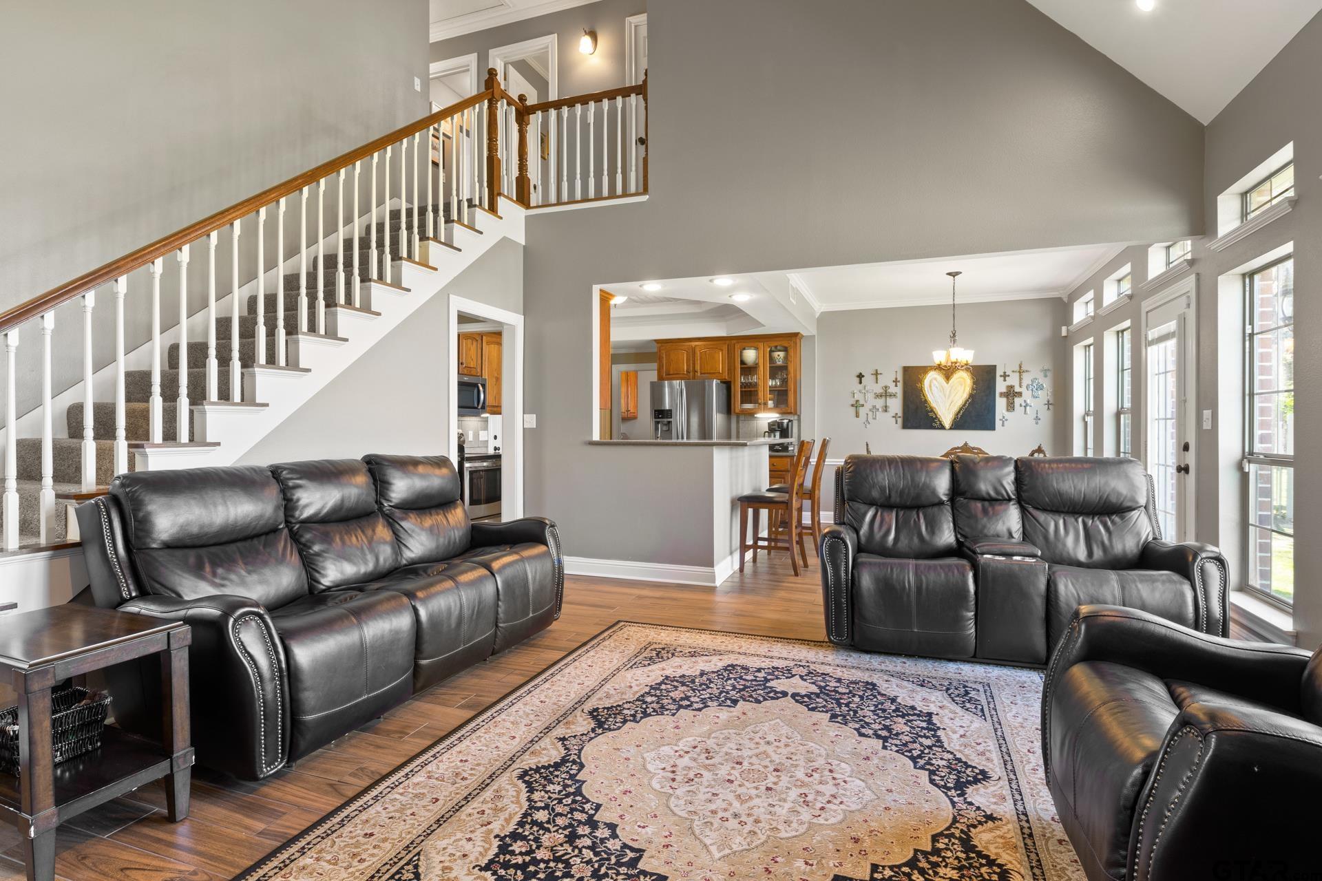 1203 Silver Oak Street