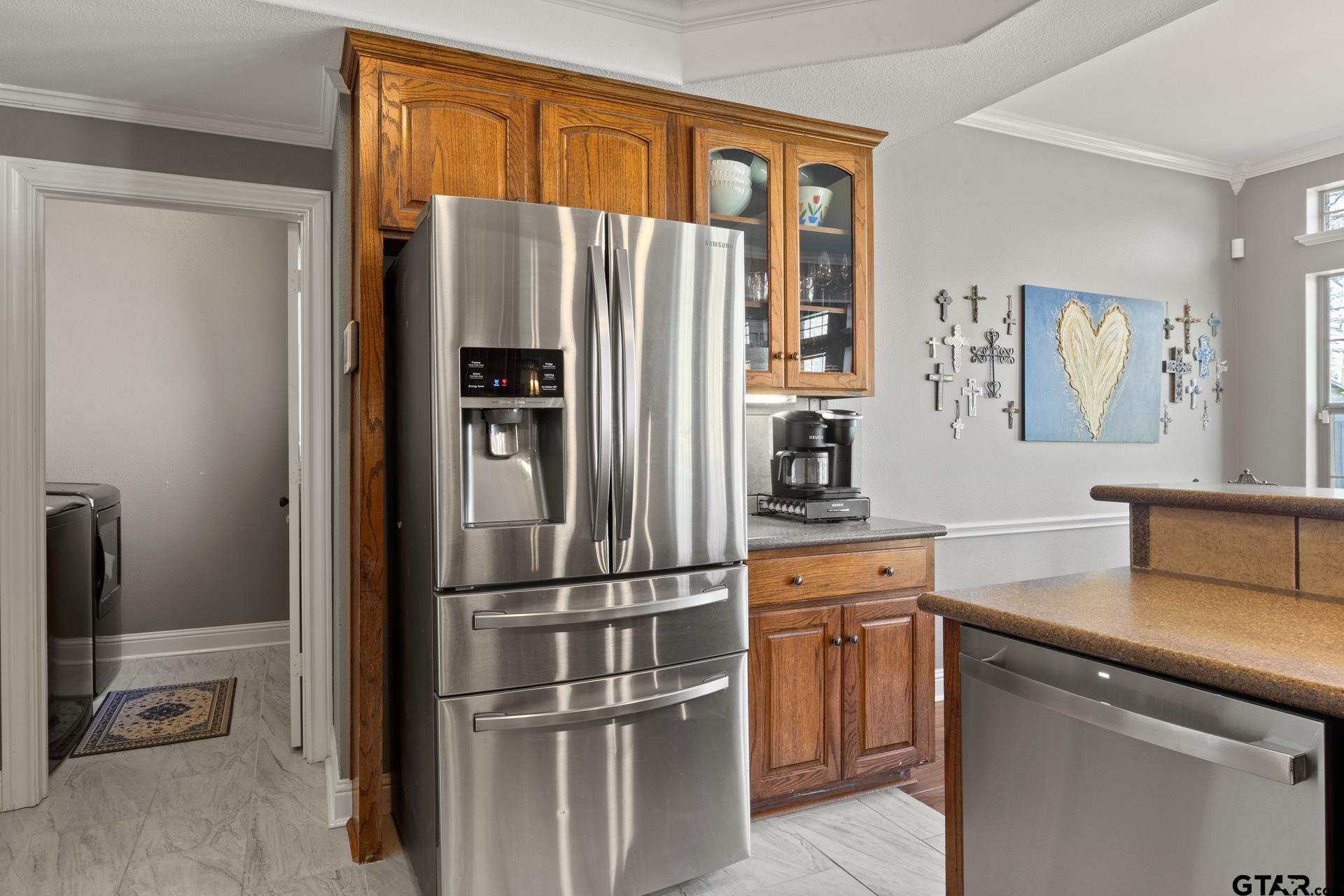 1203 Silver Oak Street