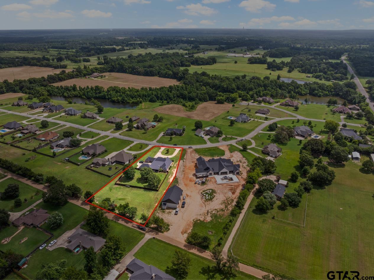 204 Private Road 54166