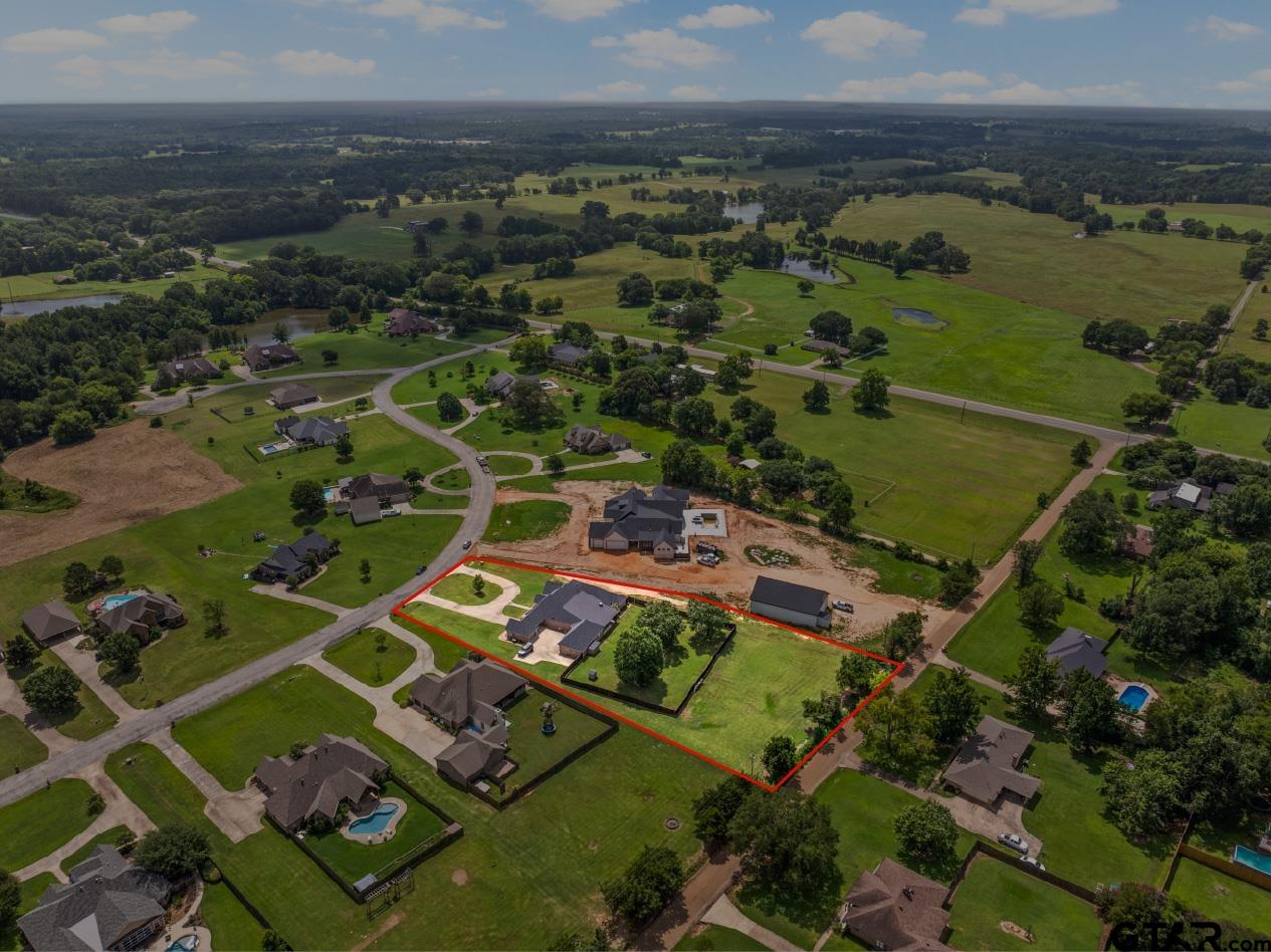 204 Private Road 54166