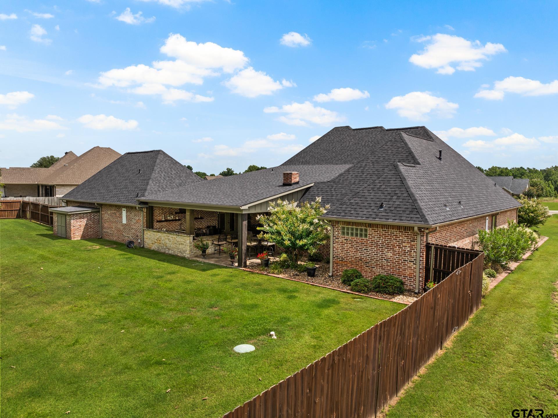 204 Private Road 54166