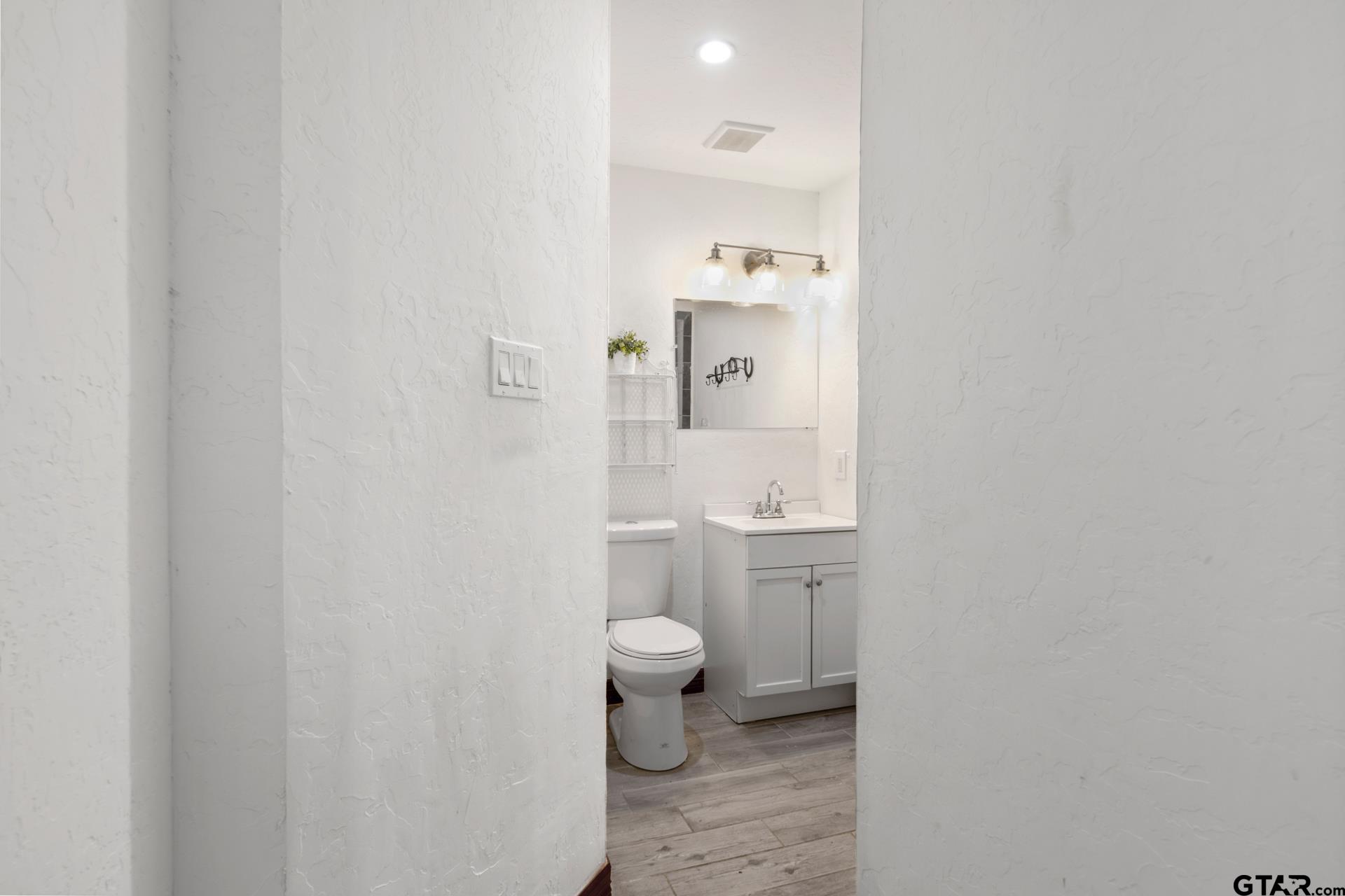 338 County Road 3010