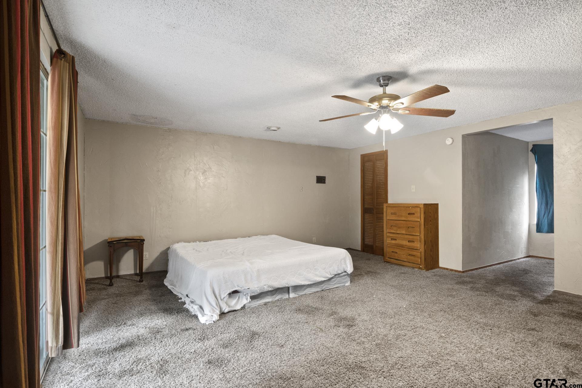 504 E 3rd
