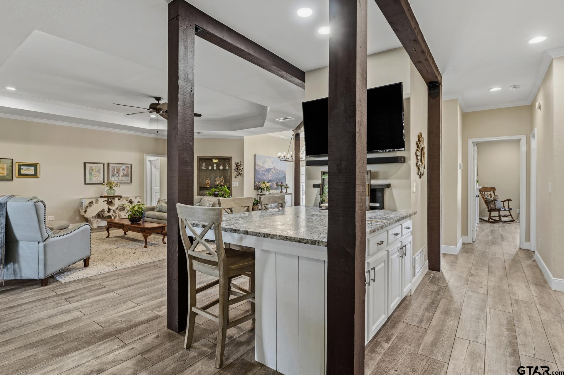 101 Gleneagles Dr