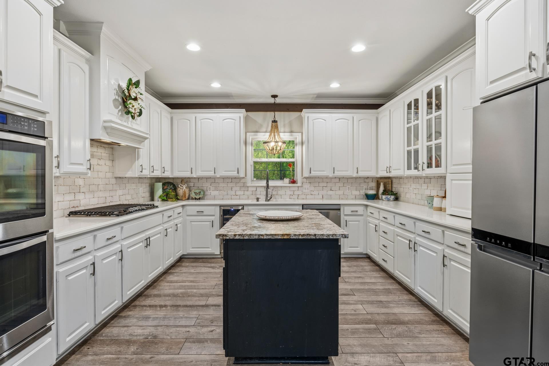 101 Gleneagles Dr