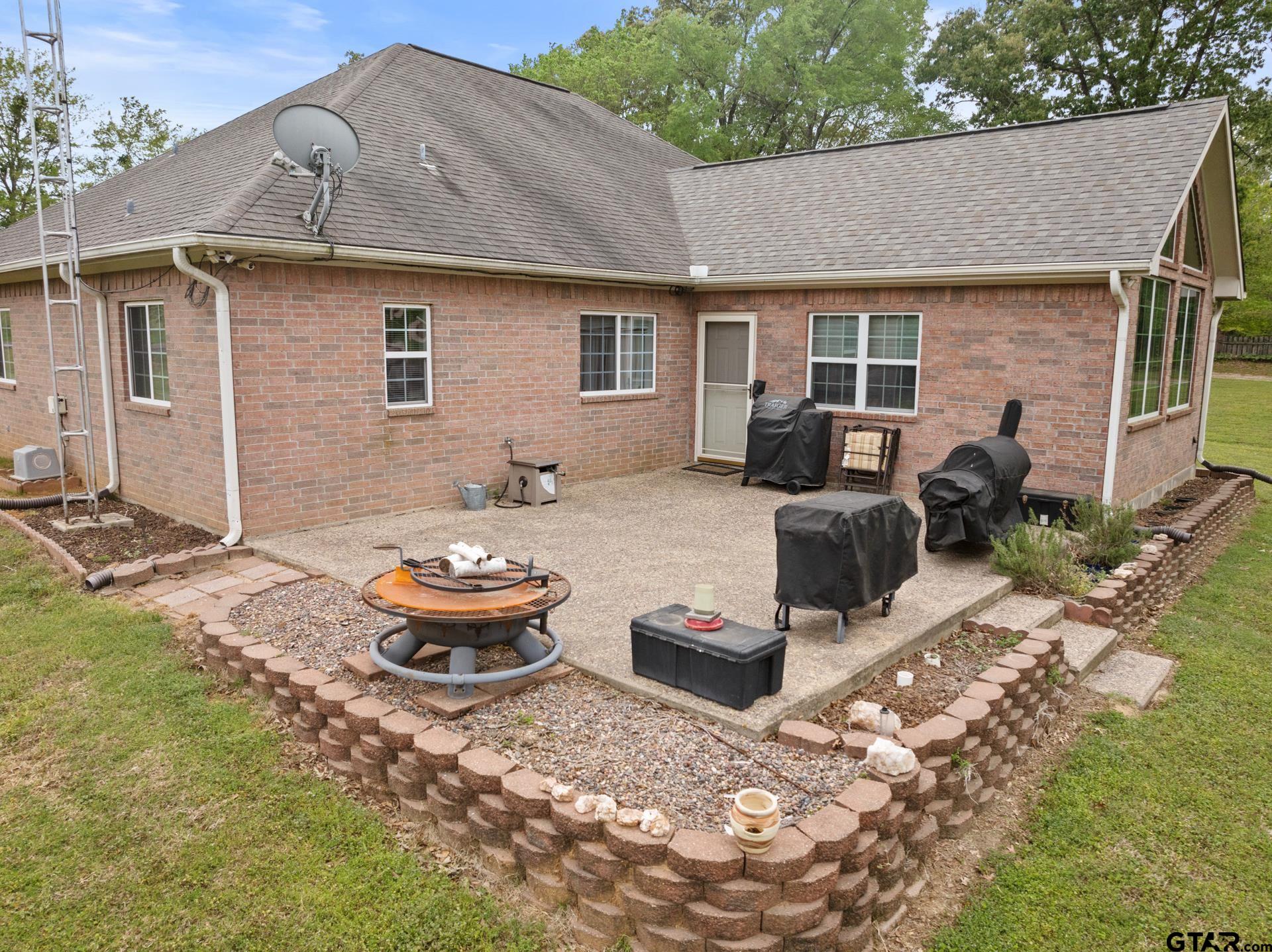 875 County Road 4360