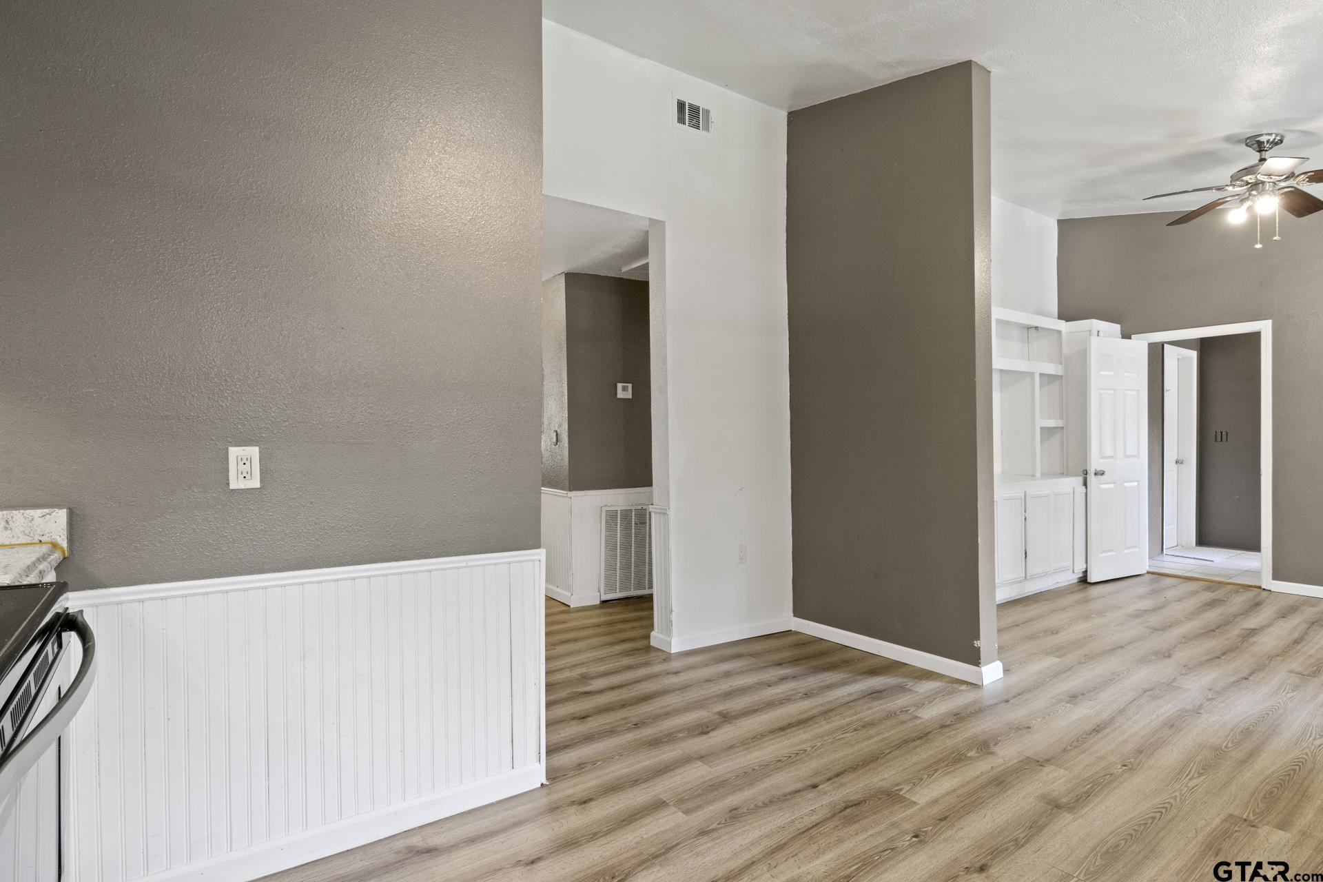 3826 W Highway 11