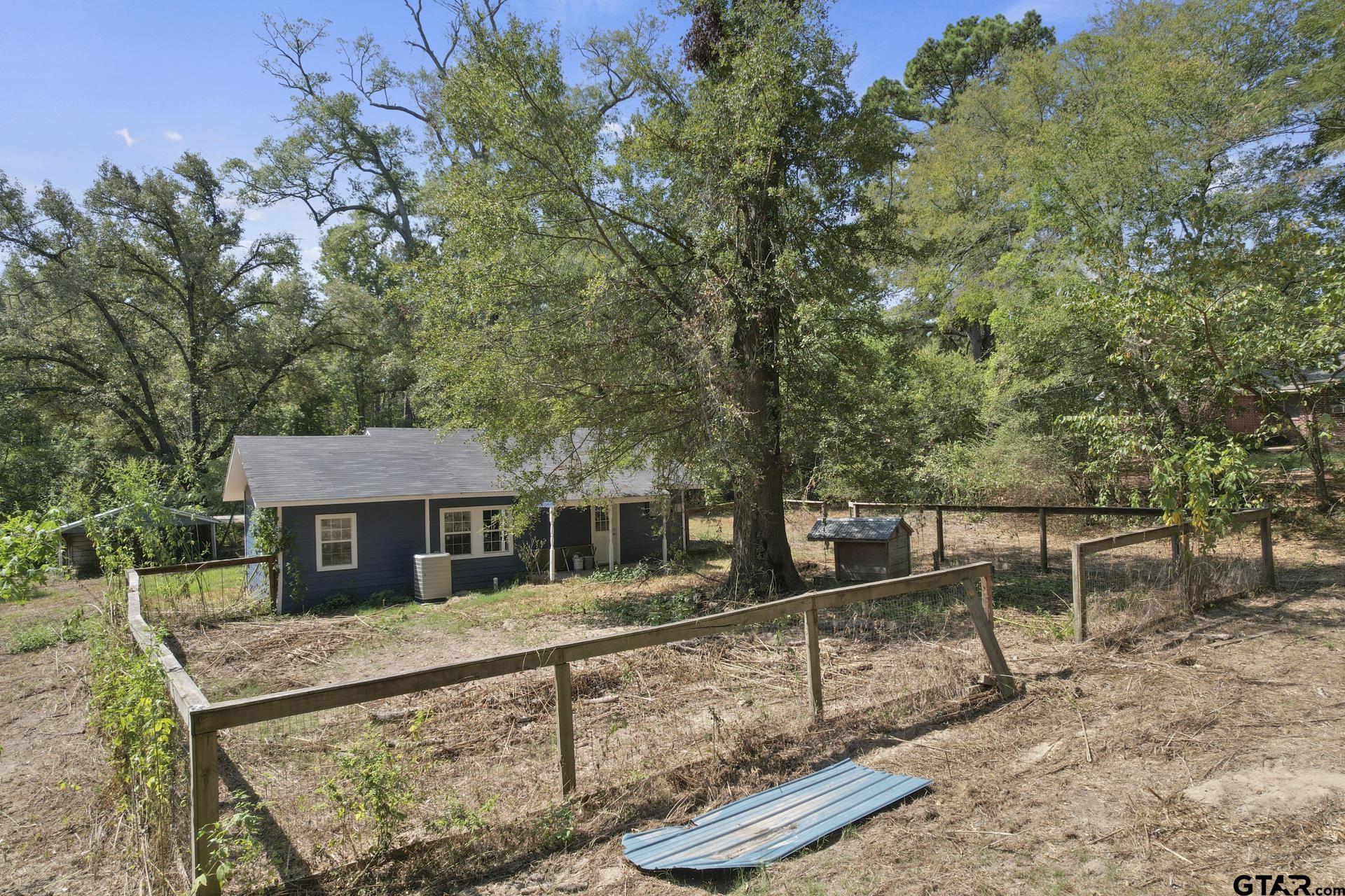 3826 W Highway 11