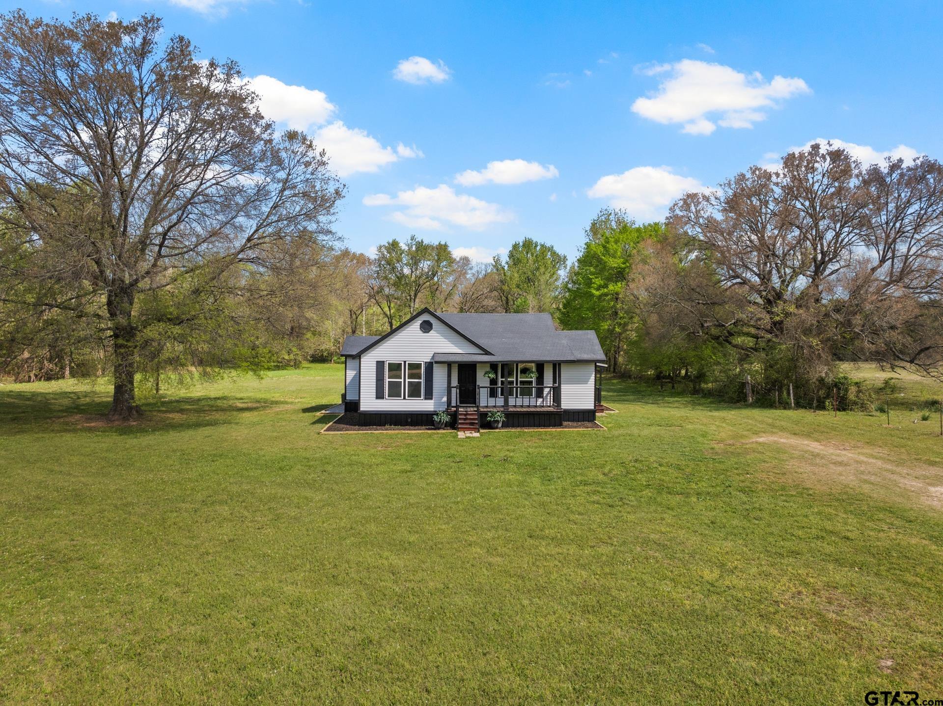 1302 SW County Road 3110