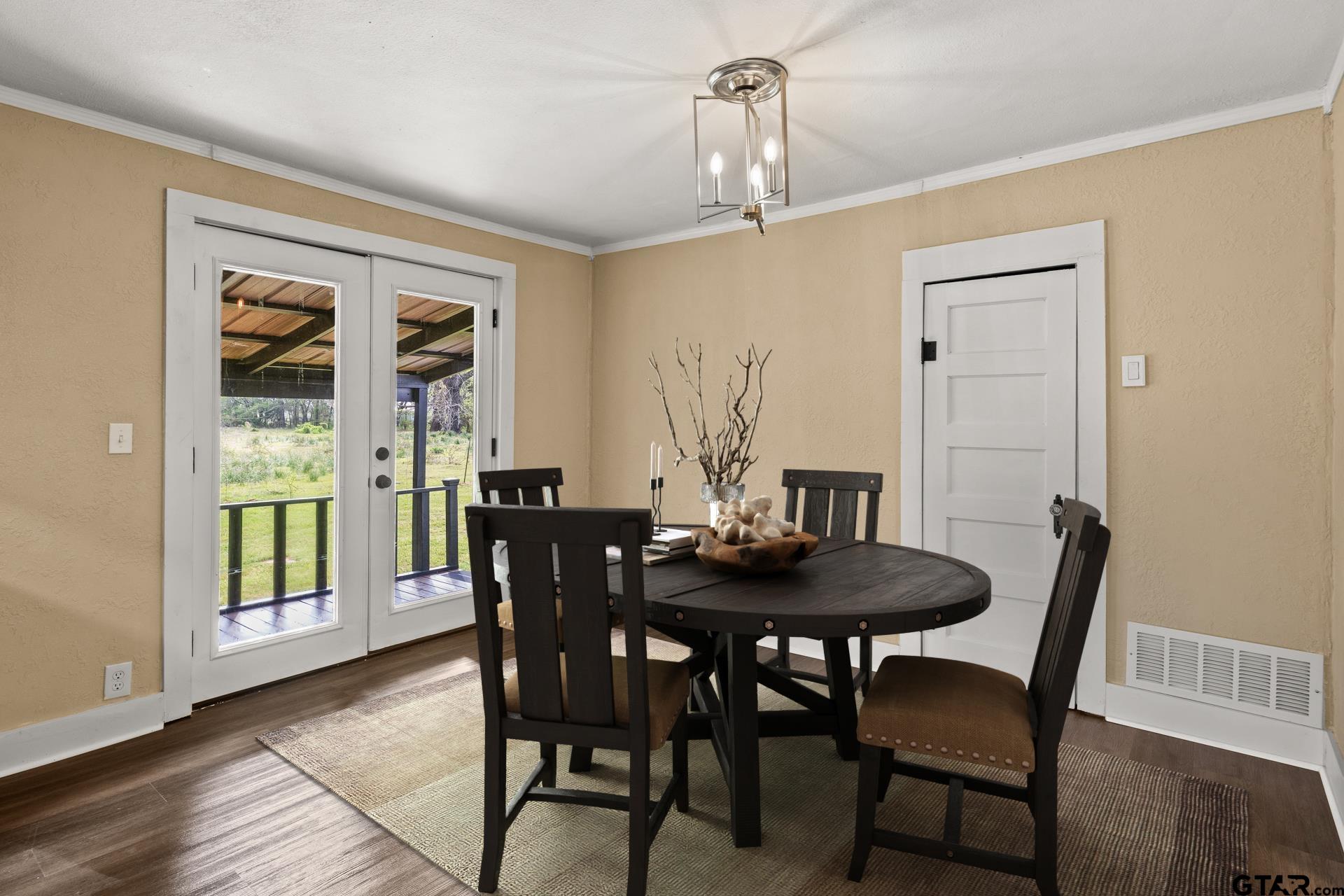 1302 SW County Road 3110